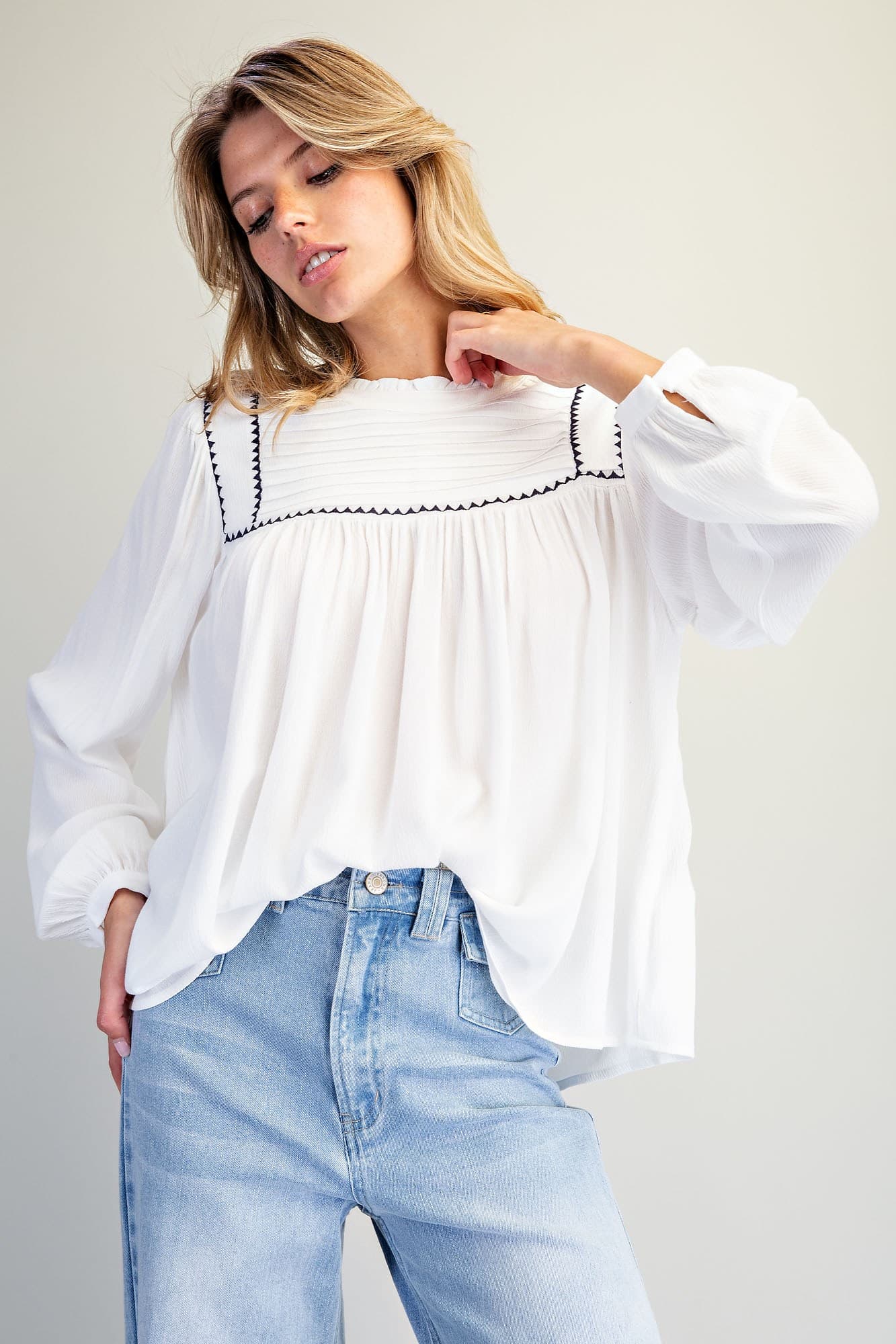 TK16140 - OFF WHITE