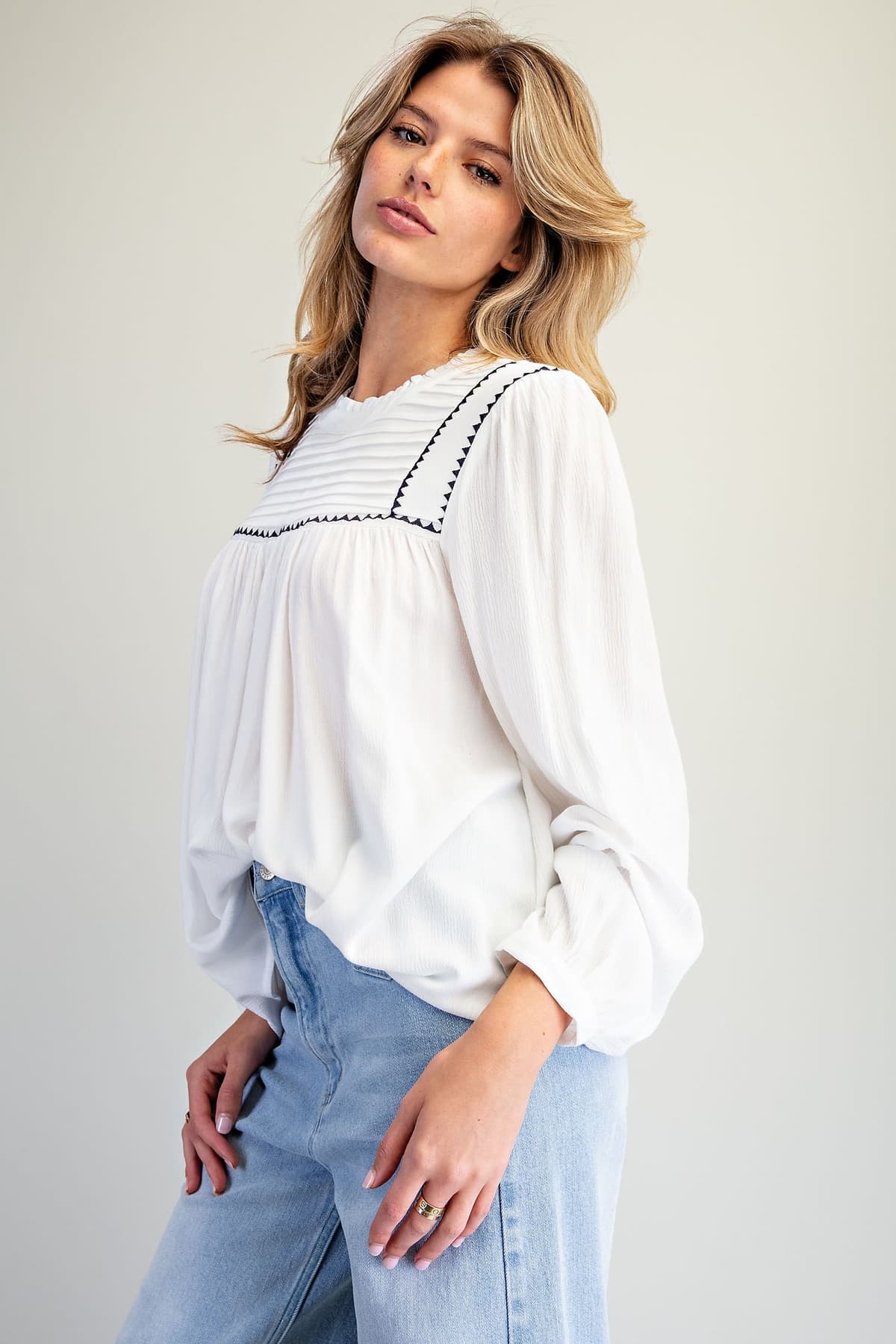 TK16140 - OFF WHITE