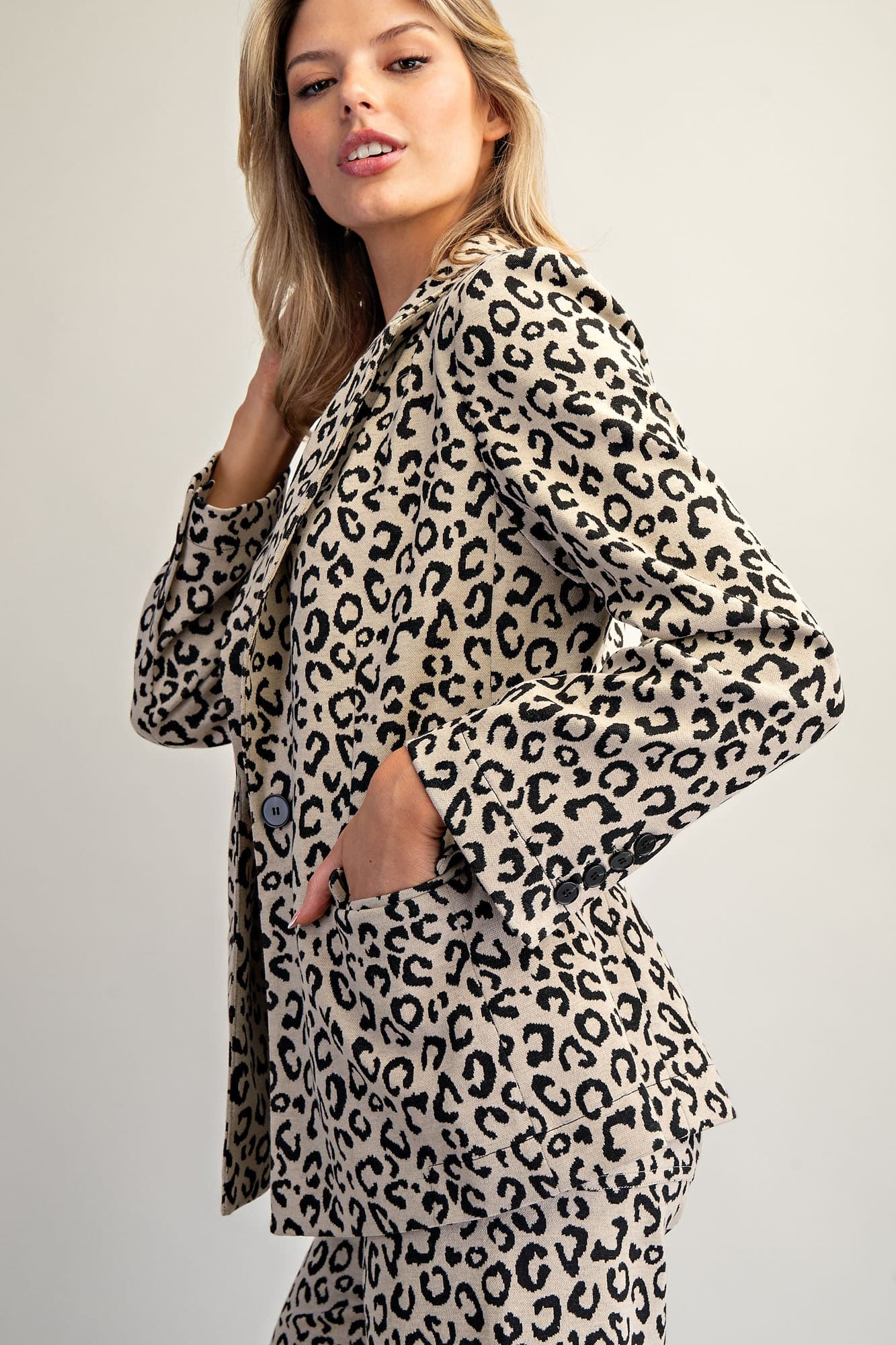 JK16273 - TAUPE