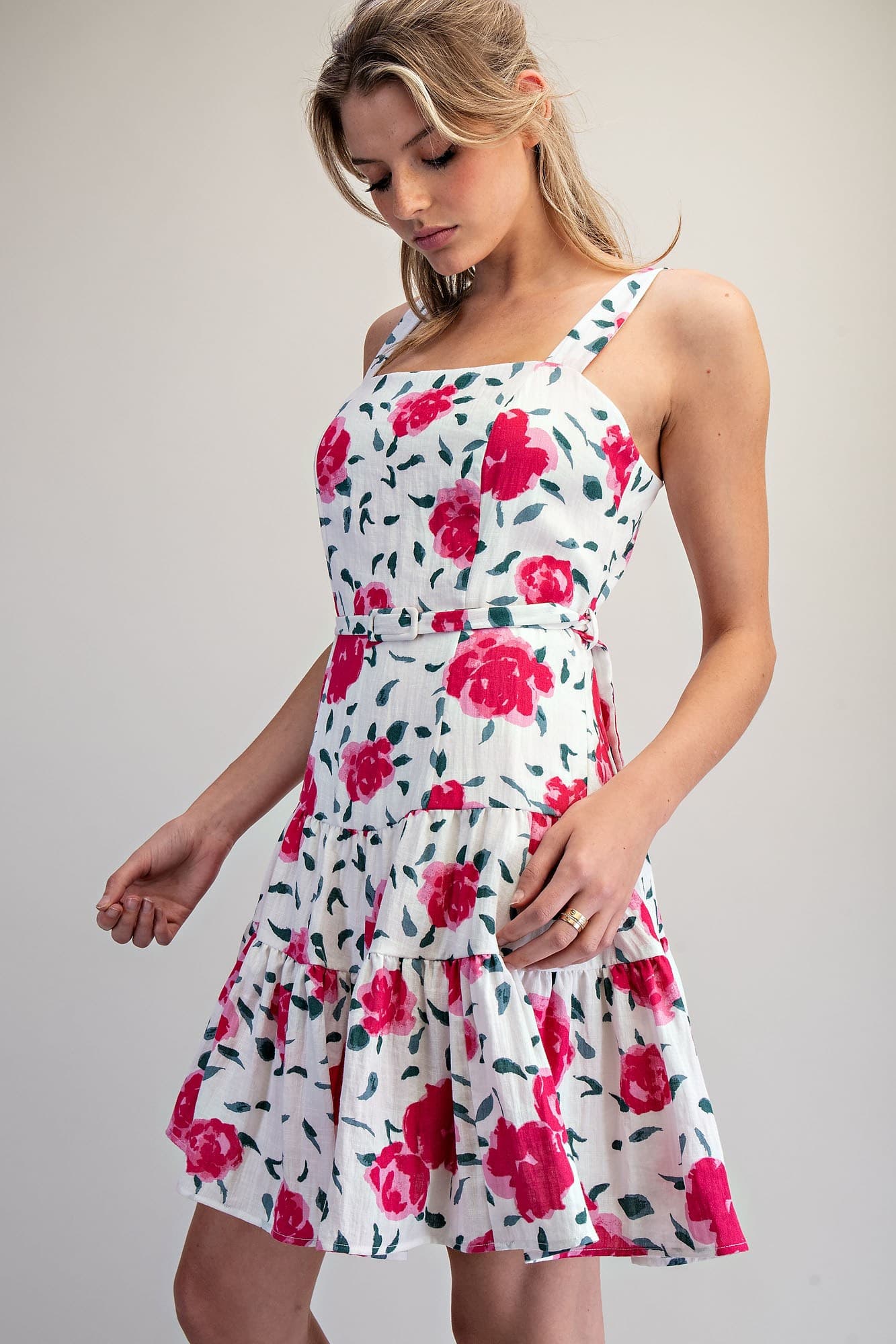 DK16007 - ROSE GARDEN