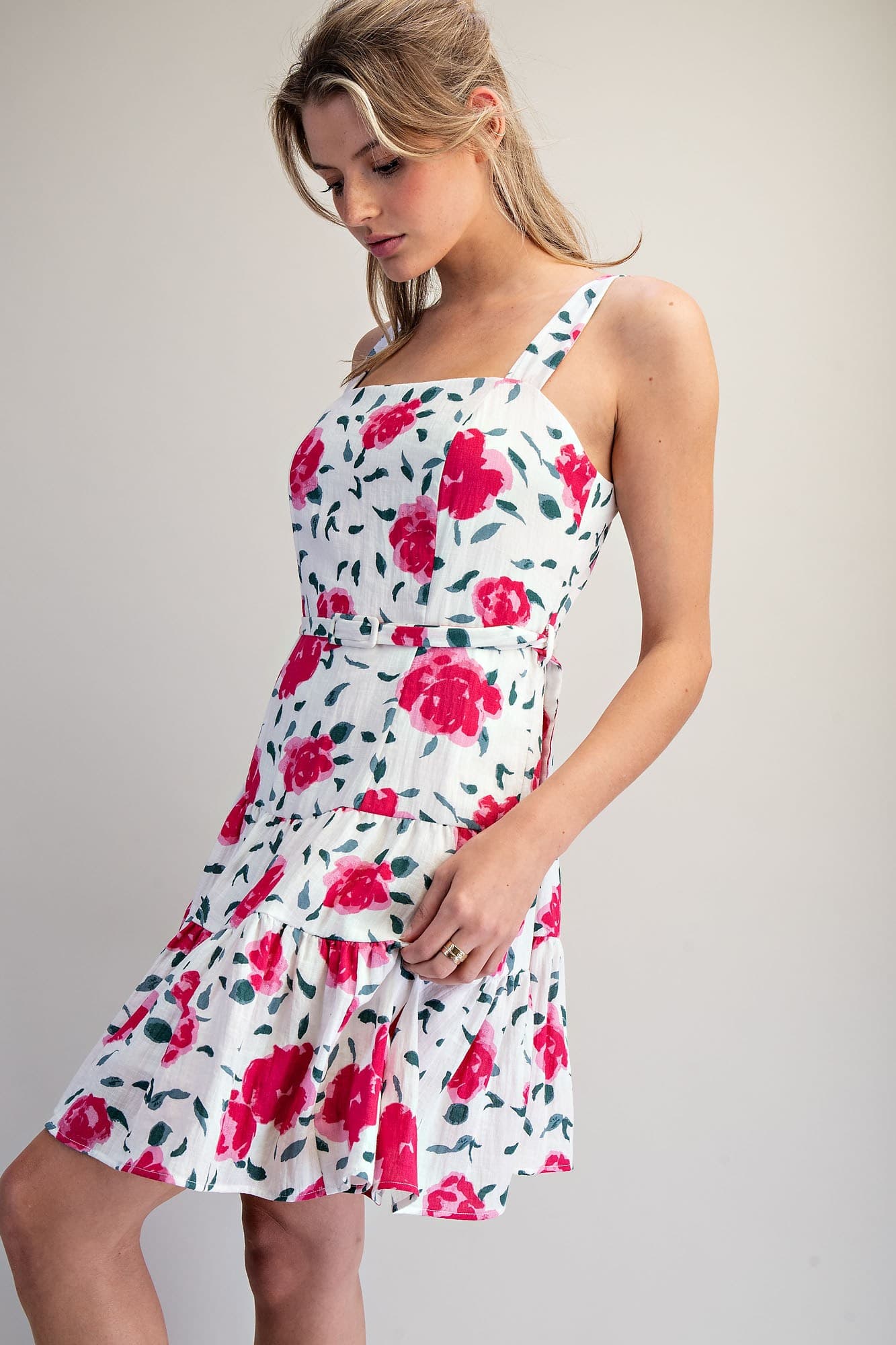 DK16007 - ROSE GARDEN