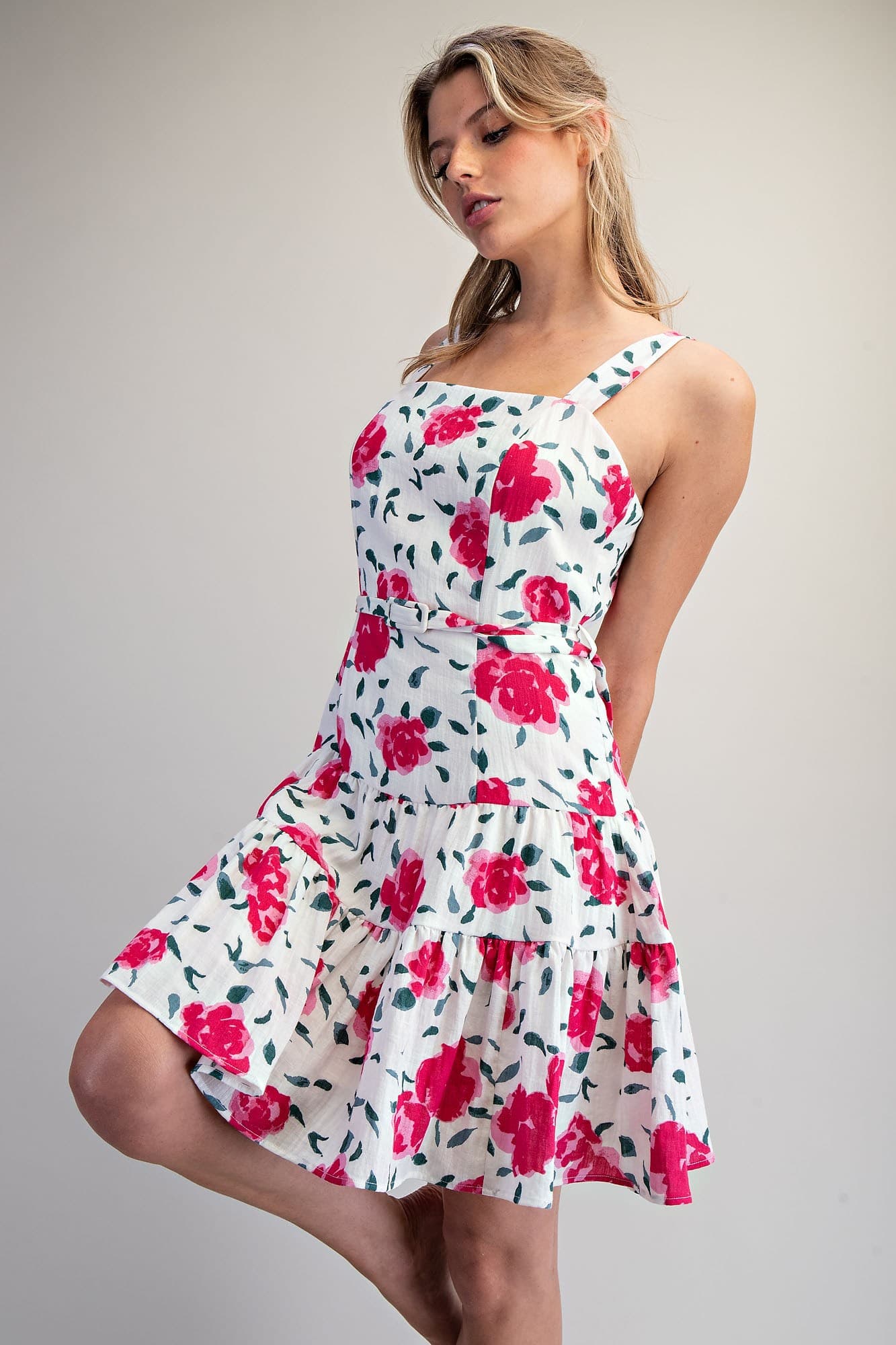 DK16007 - ROSE GARDEN