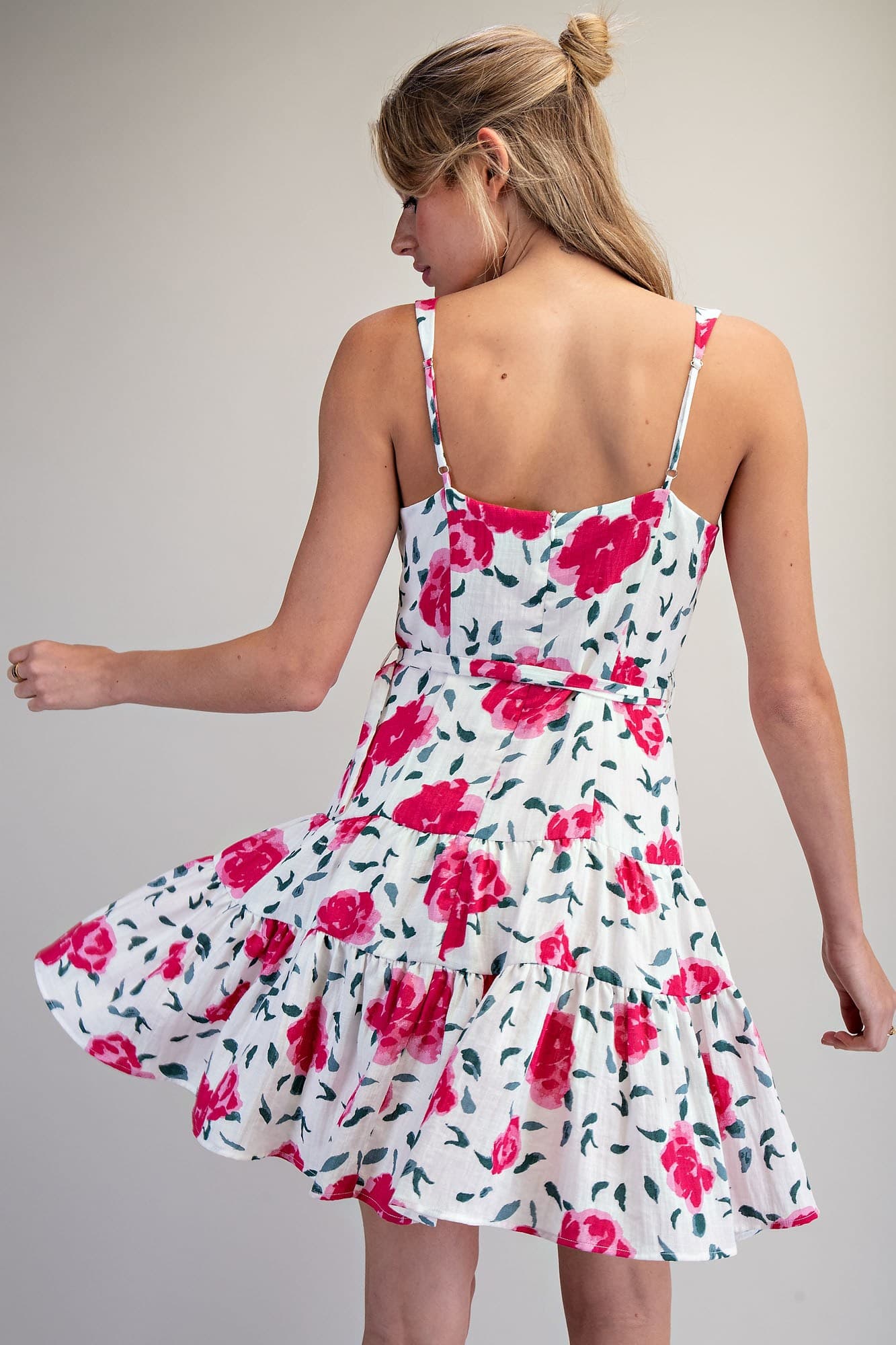 DK16007 - ROSE GARDEN