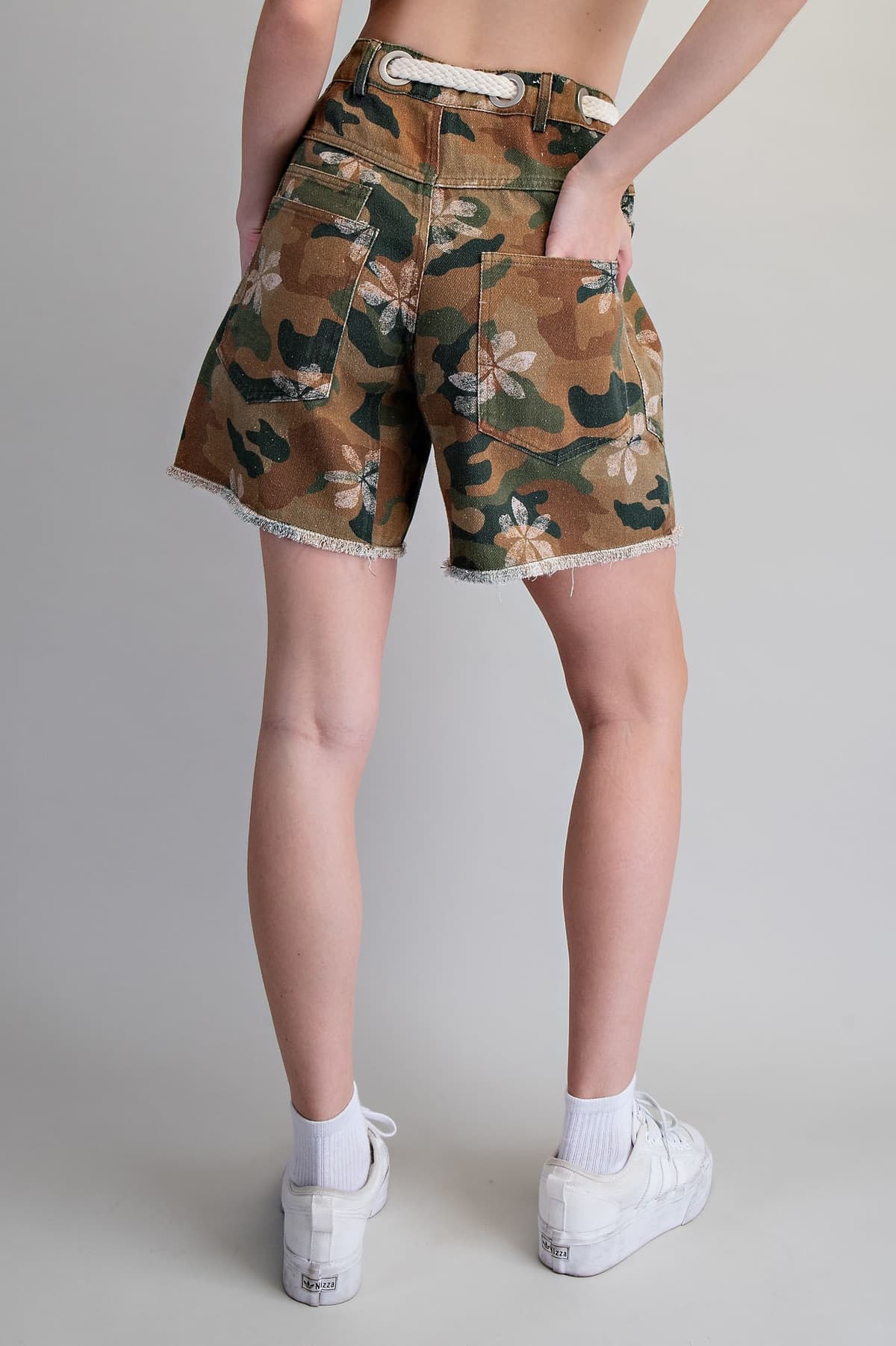 PH15682 - CAMO