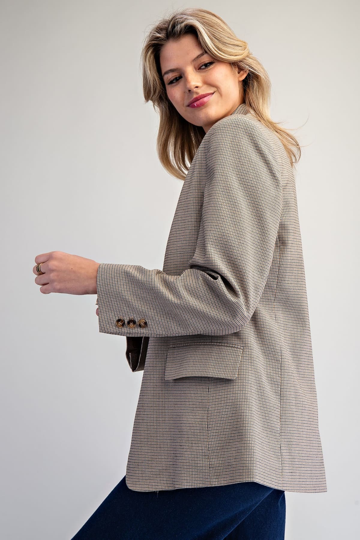 JK16280 - HAZEL BROWN