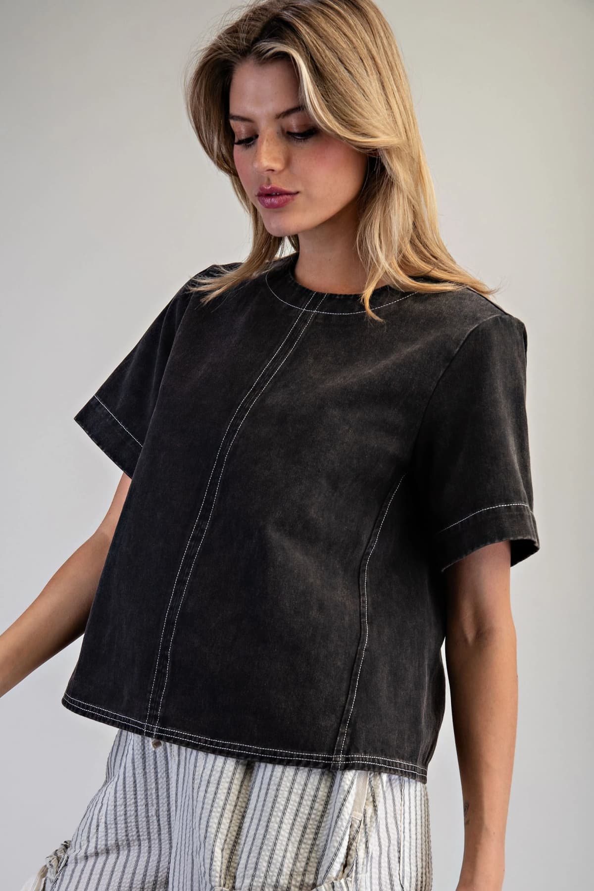 TK16019 - ASH BLACK