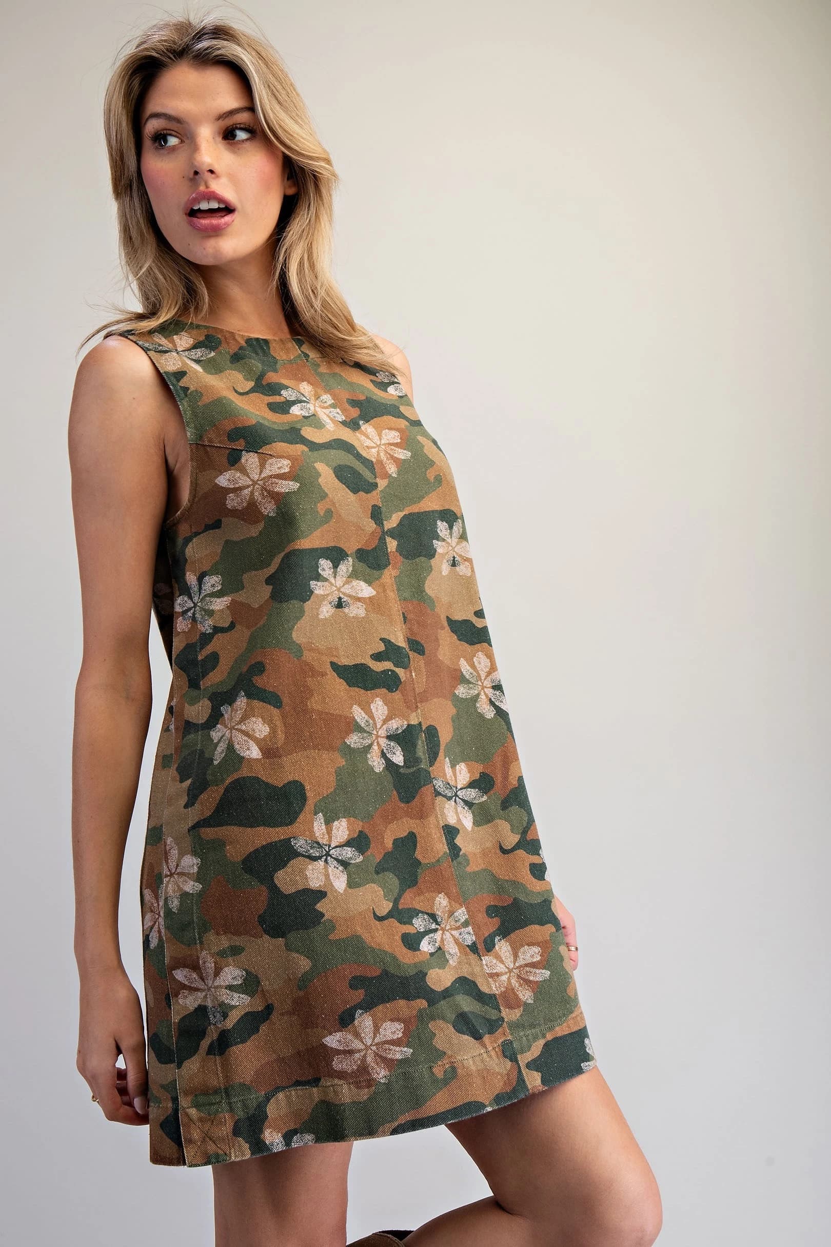 DK16282 - CAMO