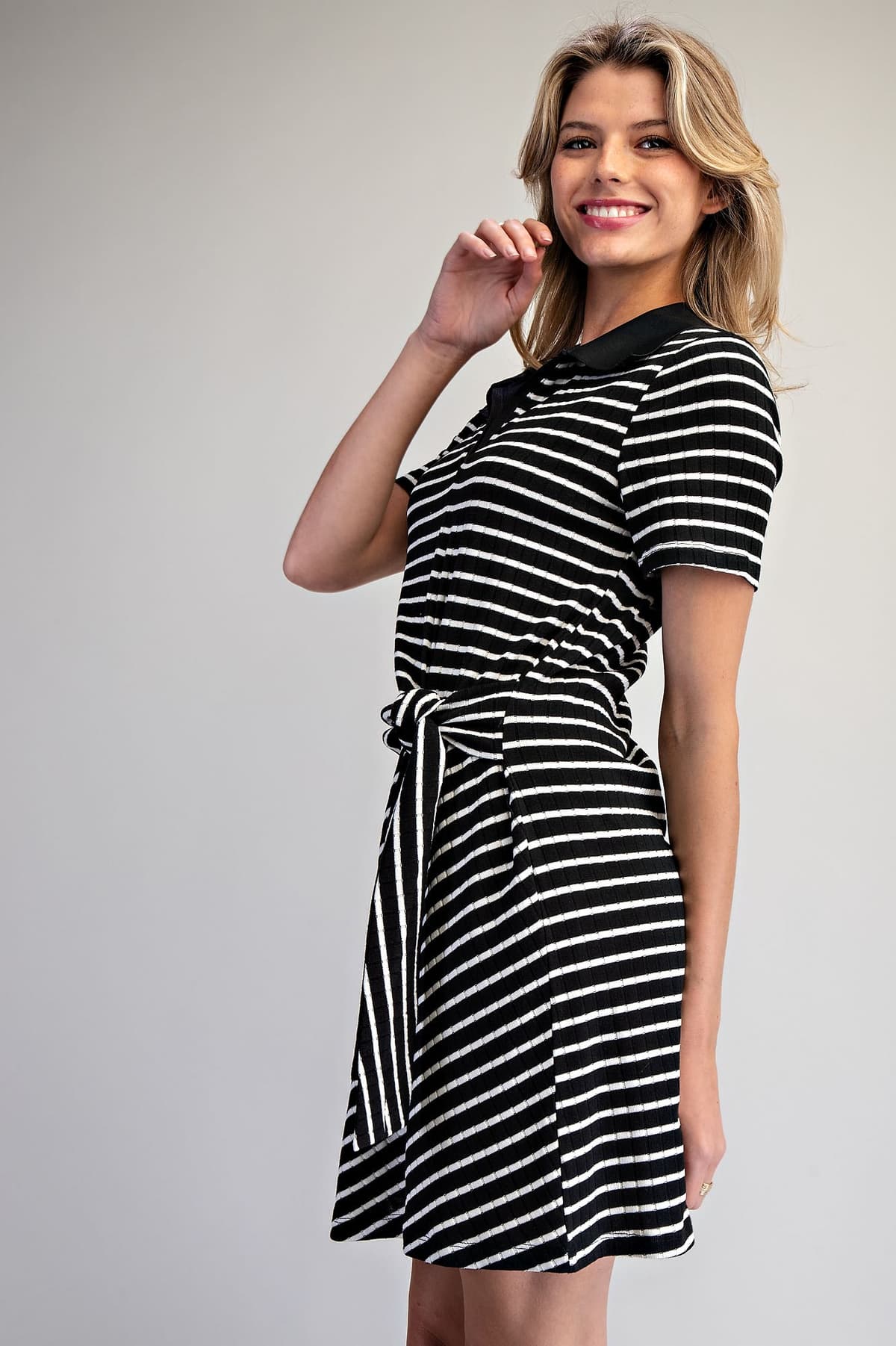 DH15357 - BLACK