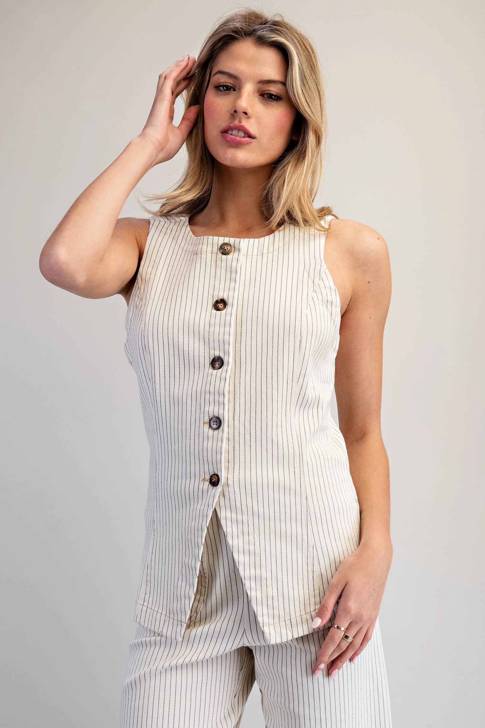 TK16075 - OFF WHITE