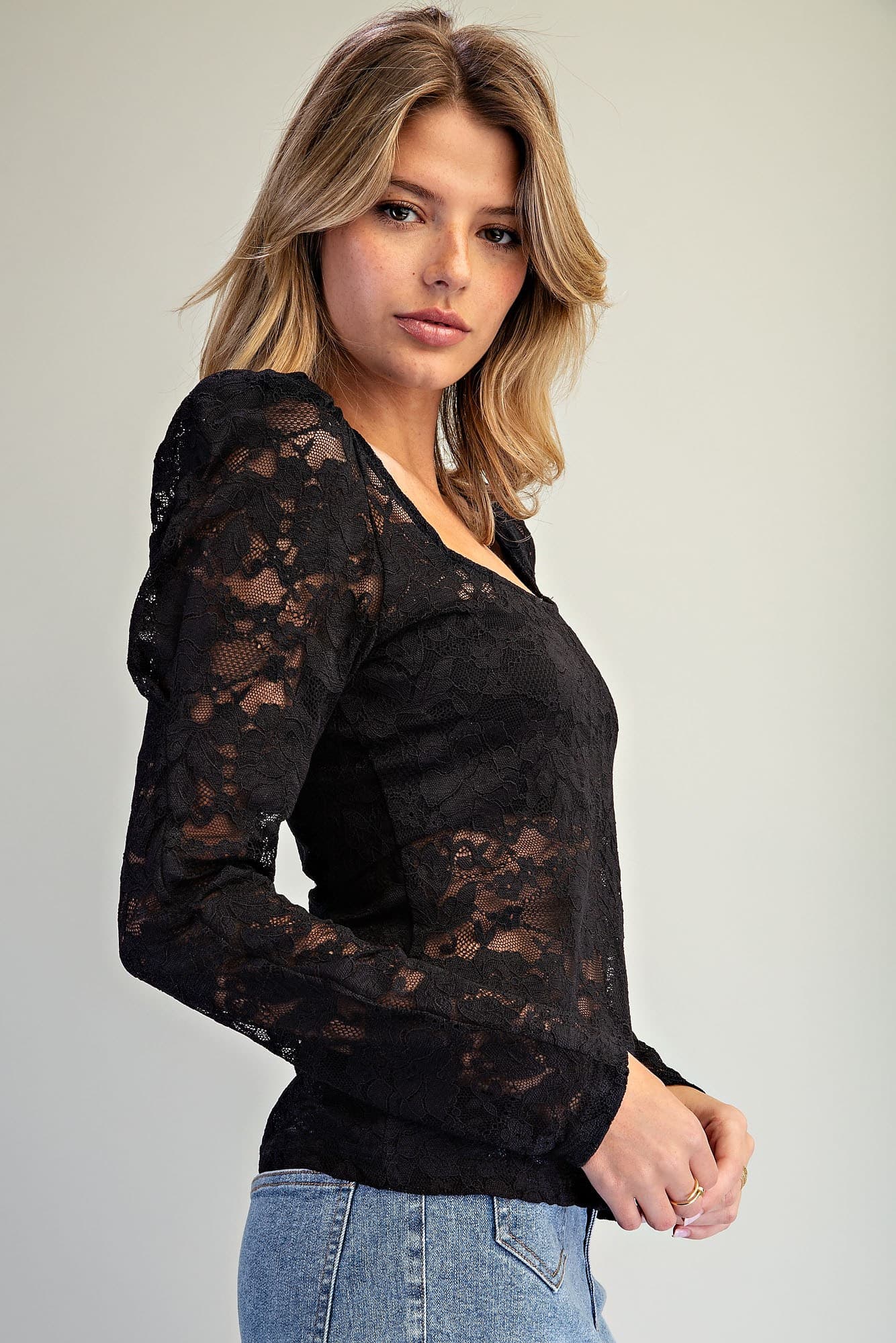 TH15818 - BLACK