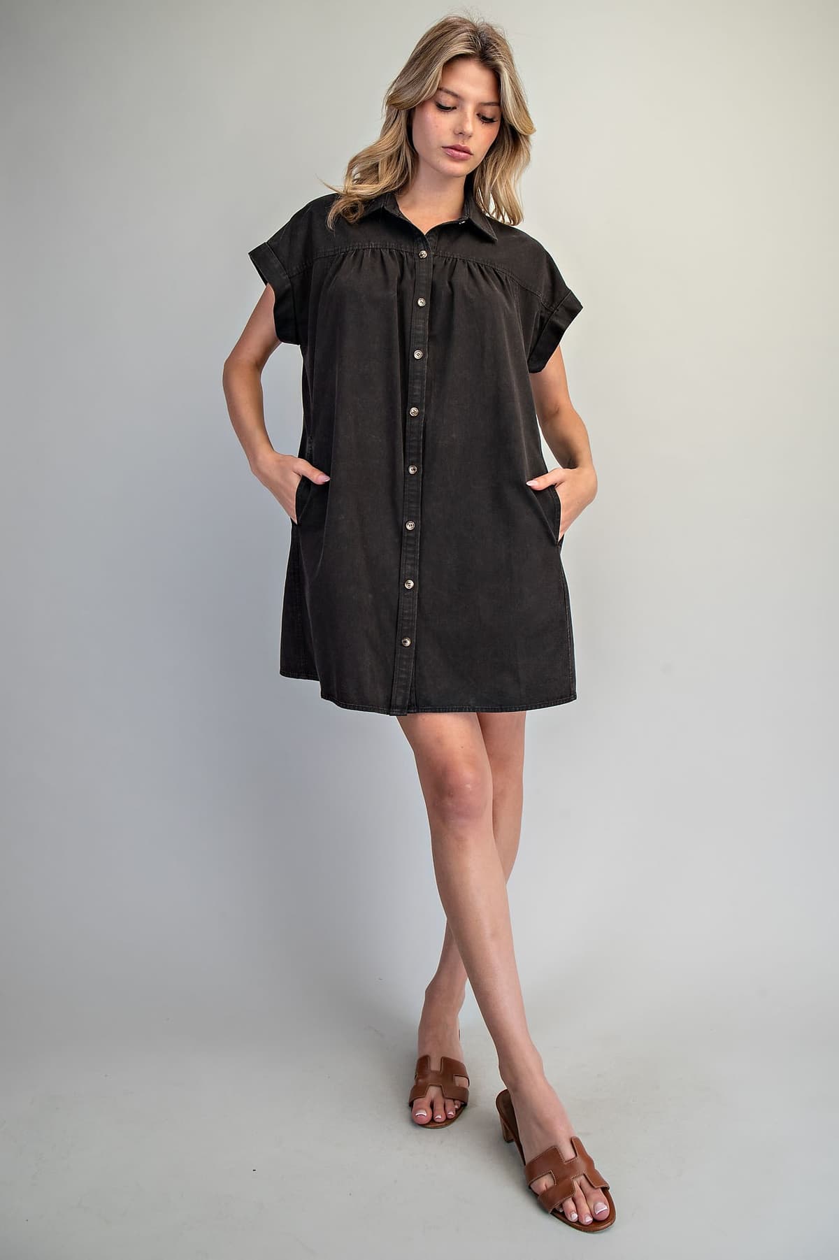 DH15726 - ASH BLACK