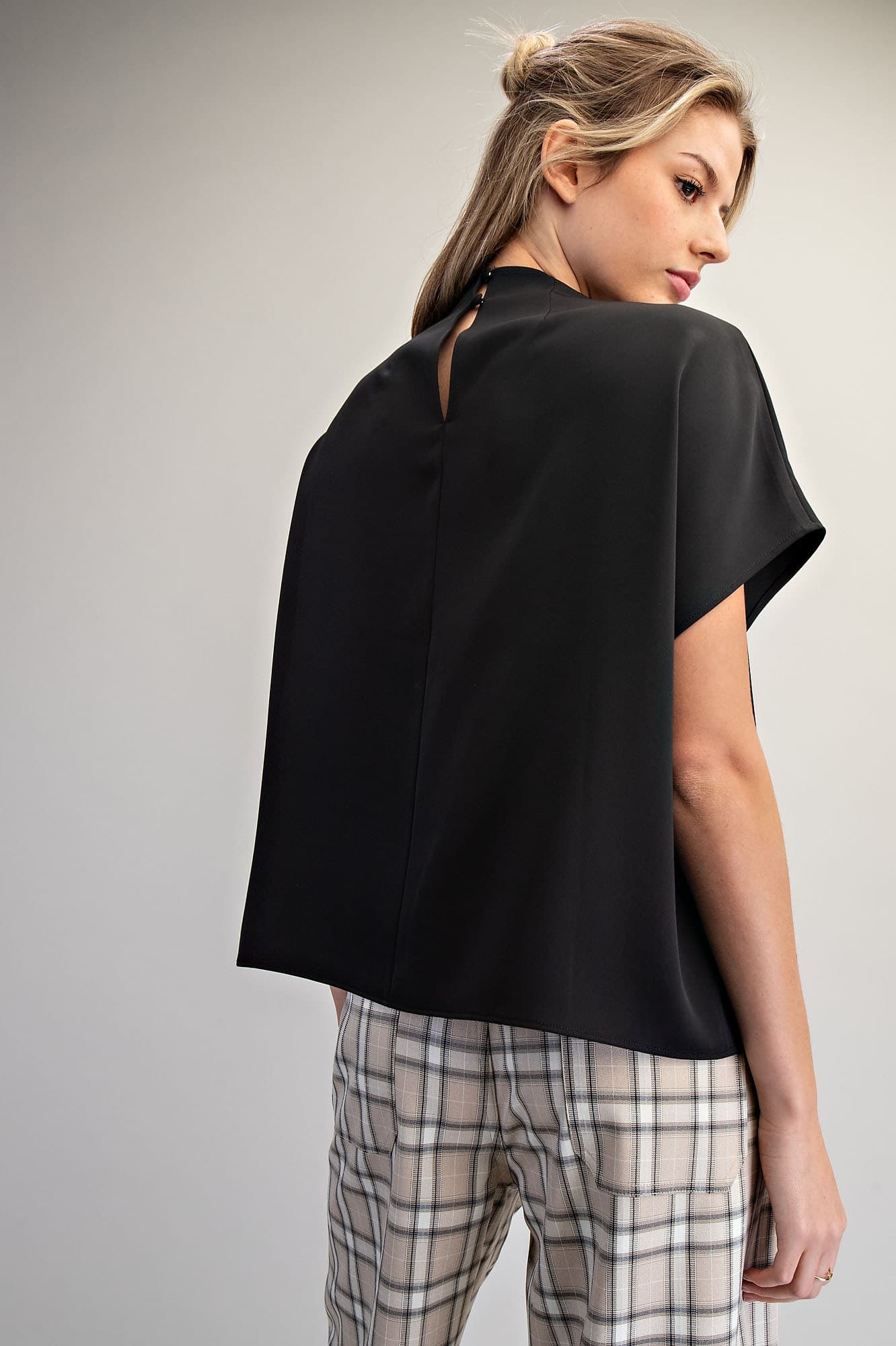 TK16014 - BLACK