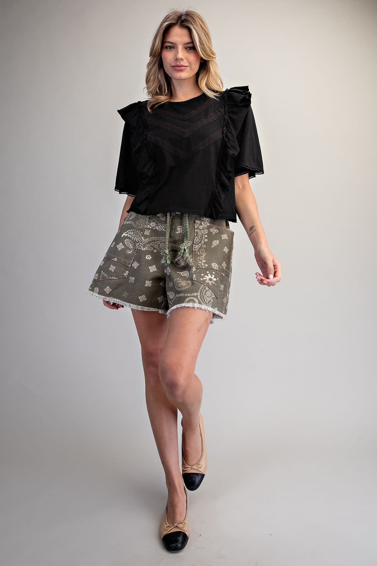 TH15741 - BLACK