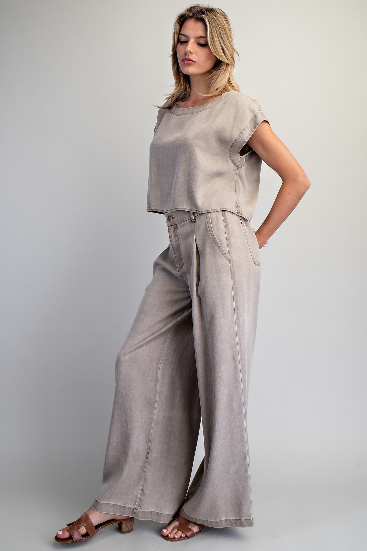 TK16063 - HAZELNUT