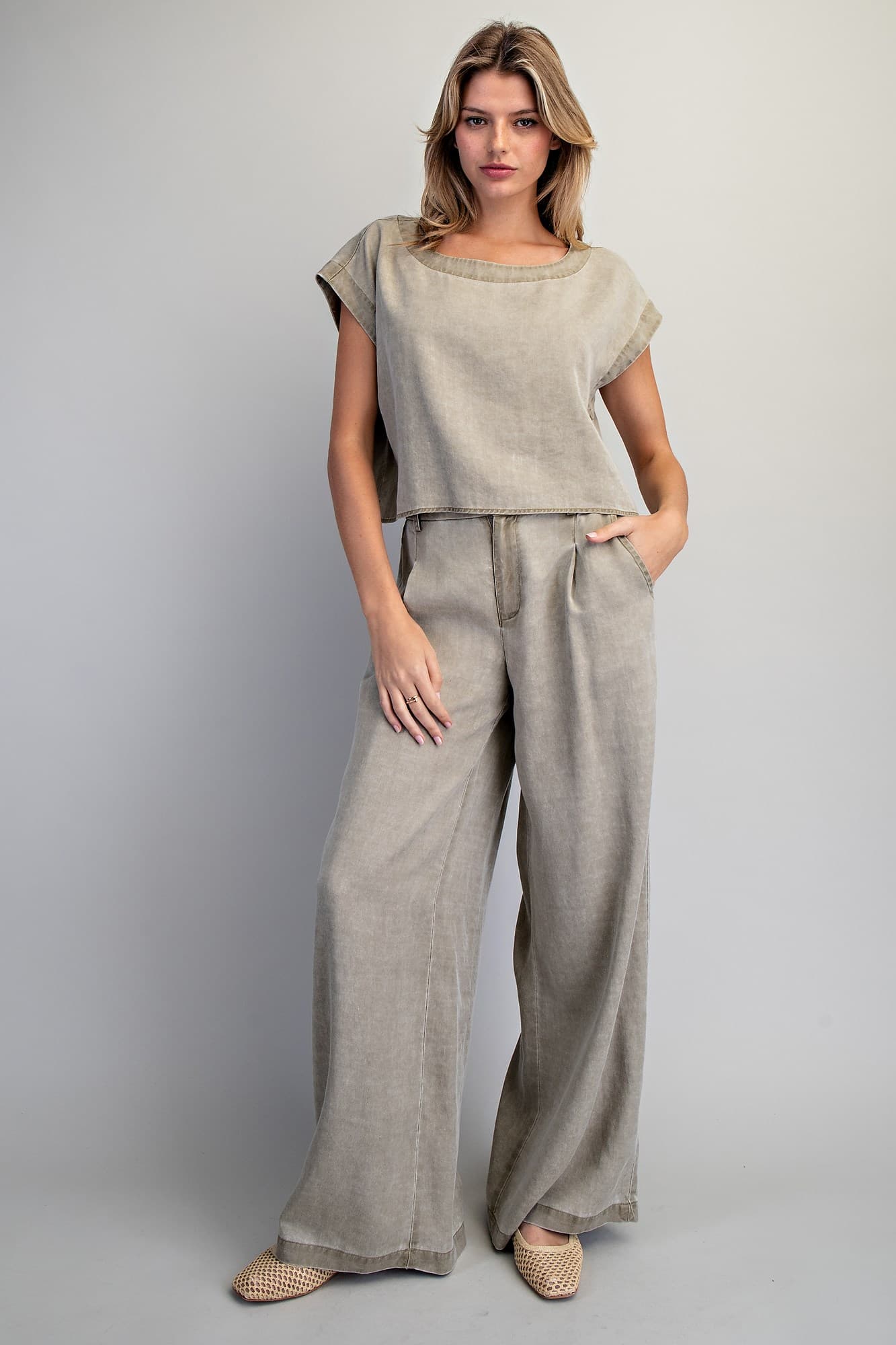 TK16063 - OLIVE
