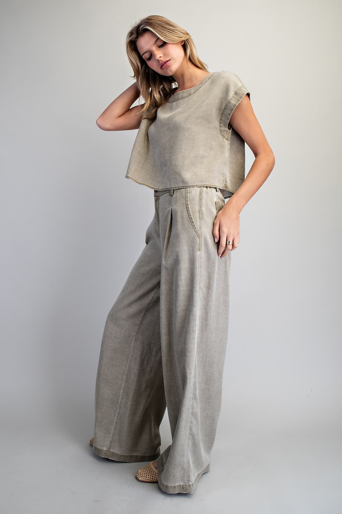TK16063 - OLIVE