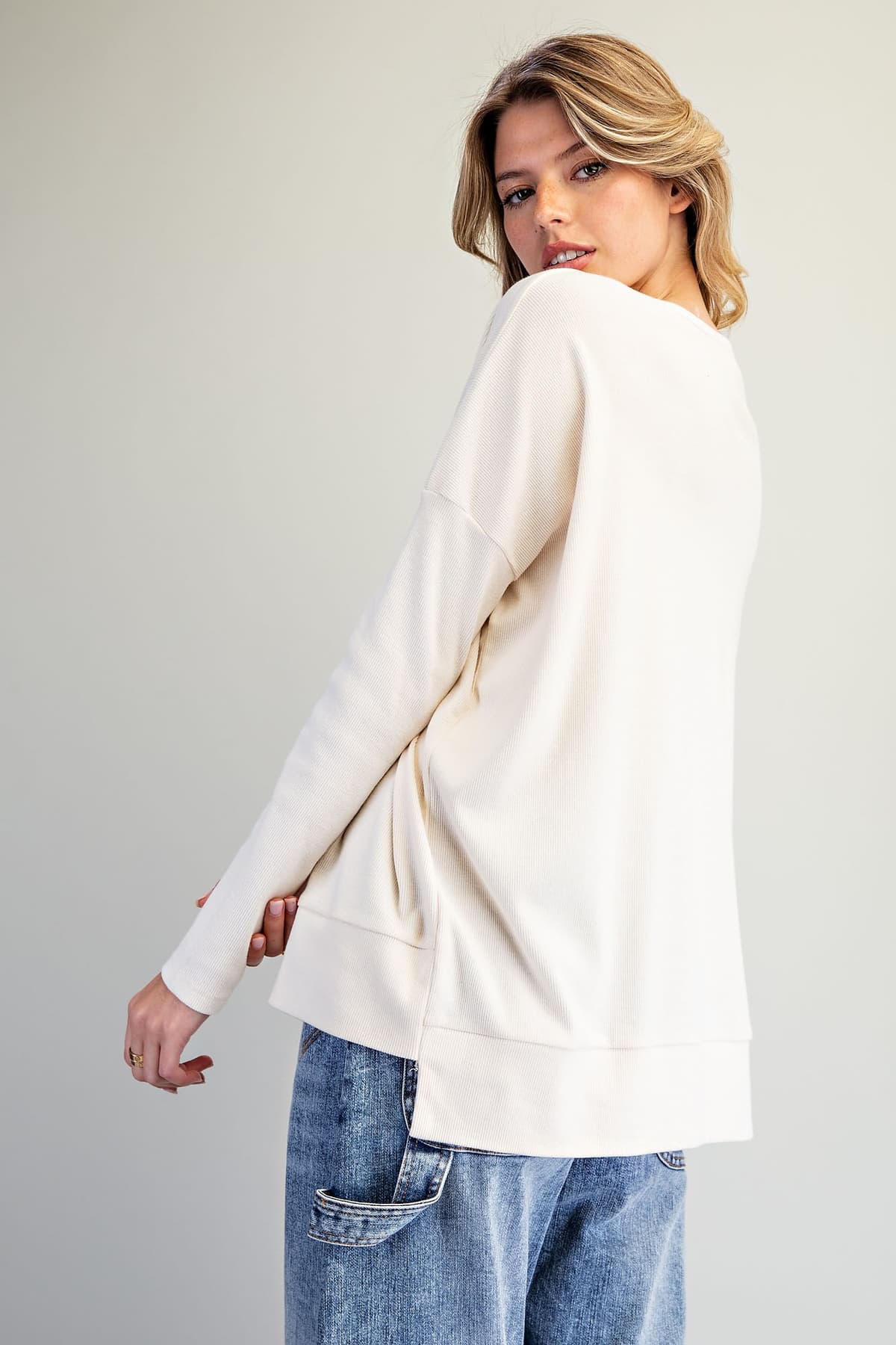 TK16056 - IVORY