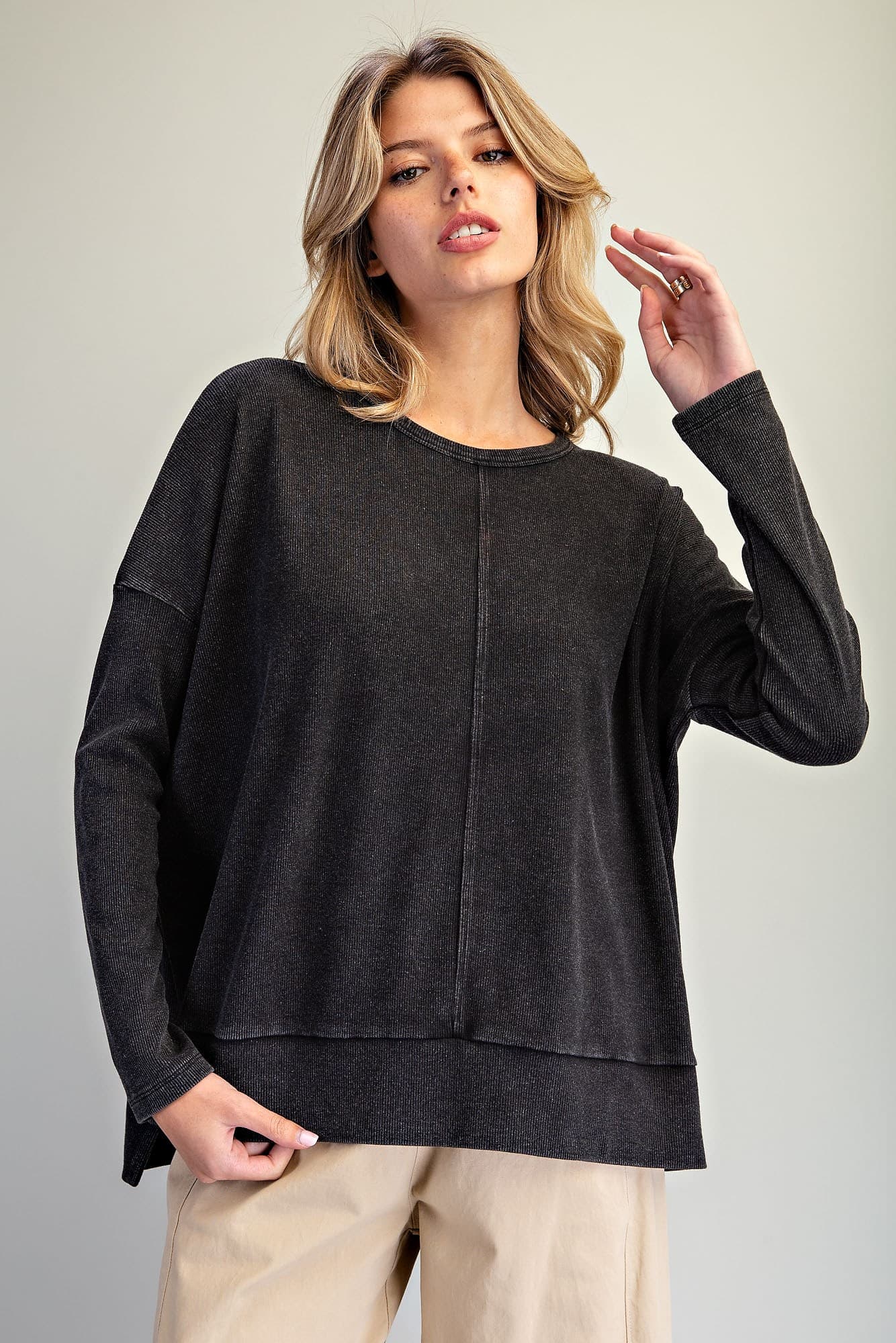 TK16056 - ASH BLACK