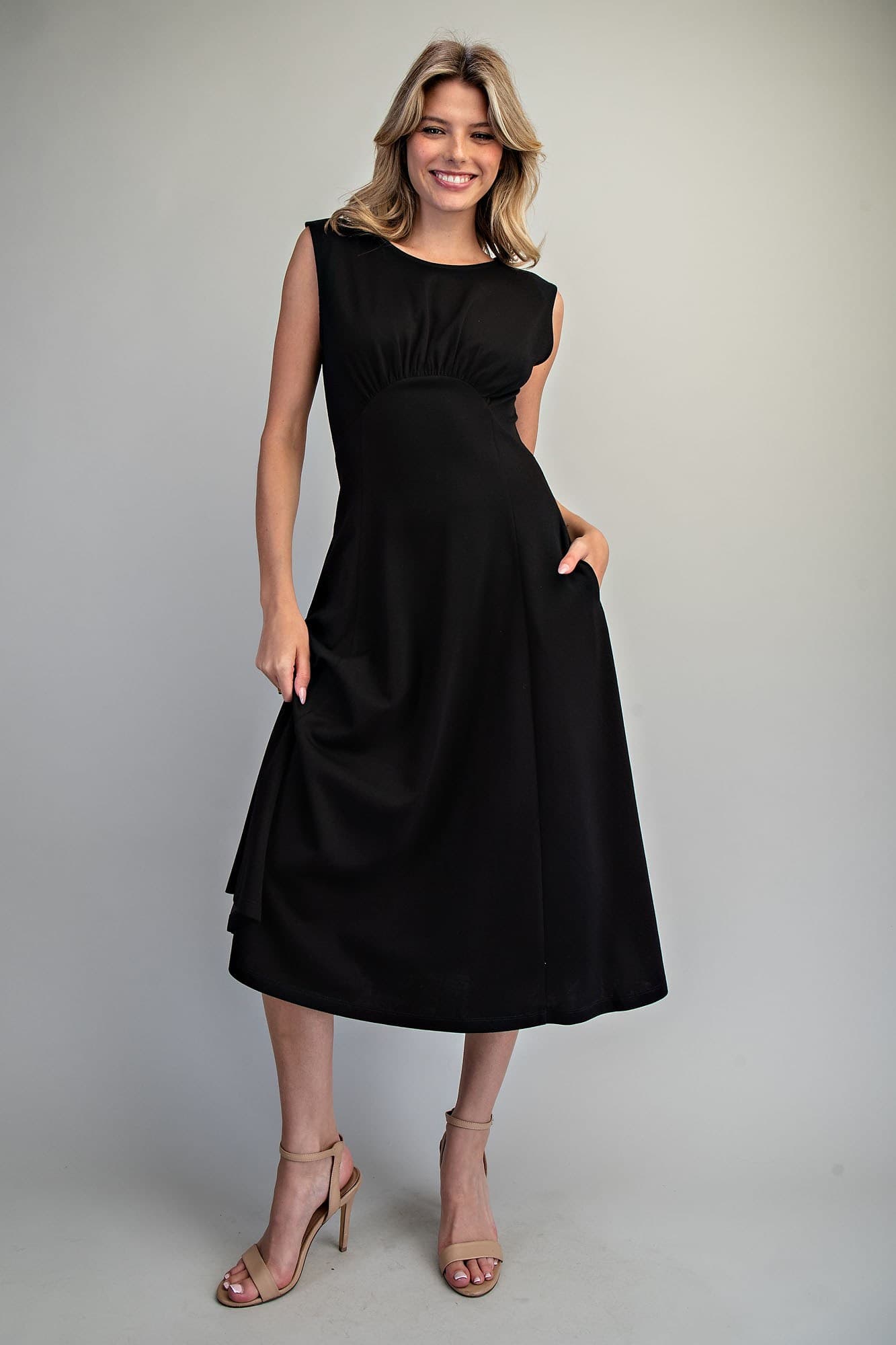 DK16070 - BLACK