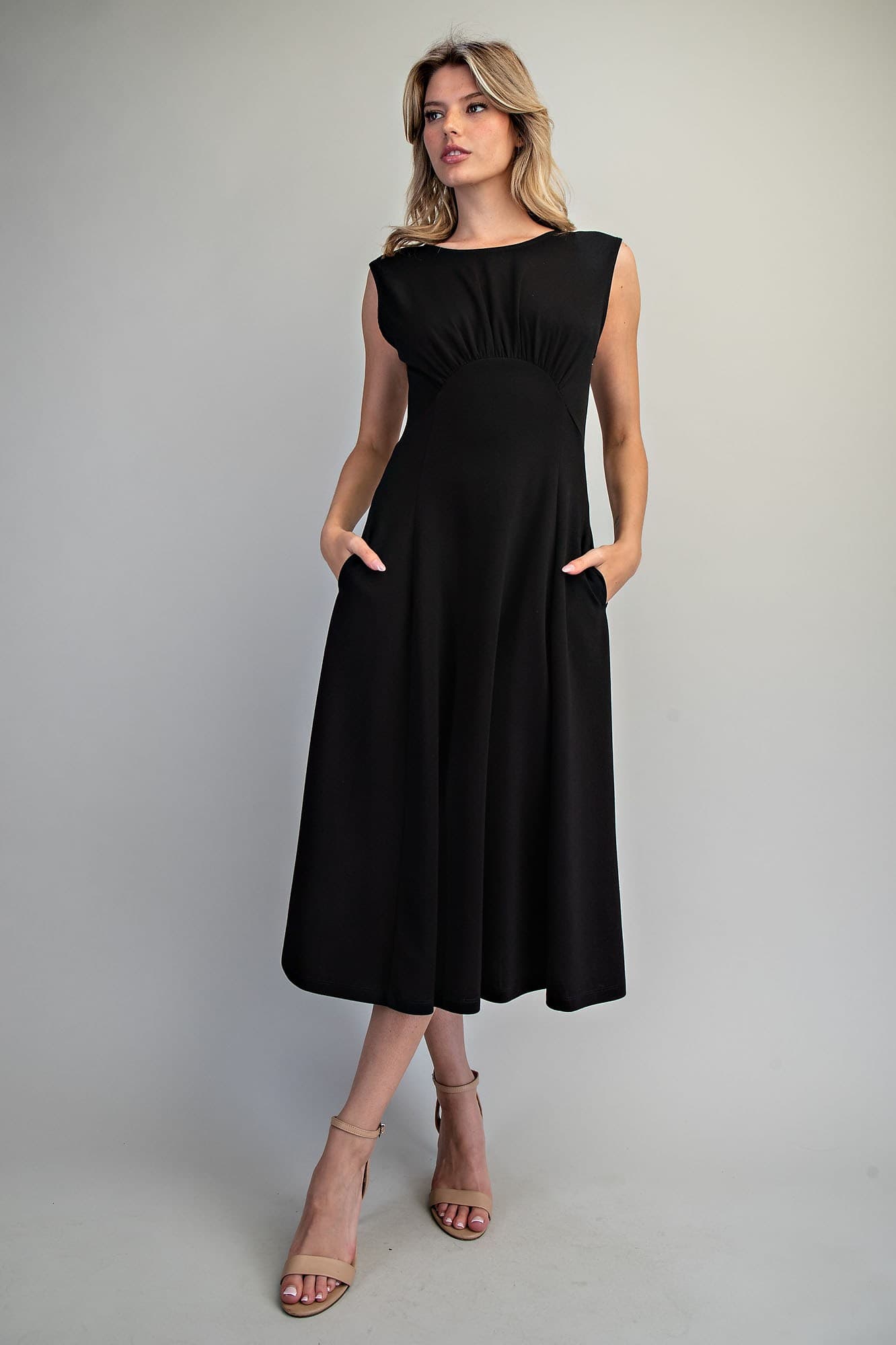 DK16070 - BLACK