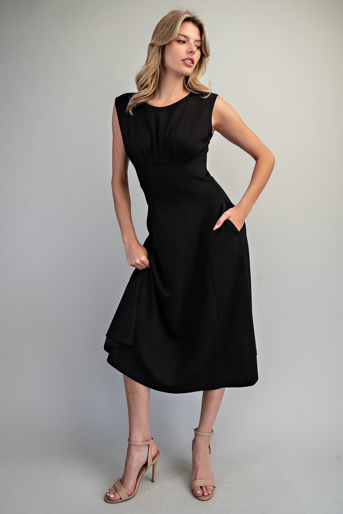 DK16070 - BLACK