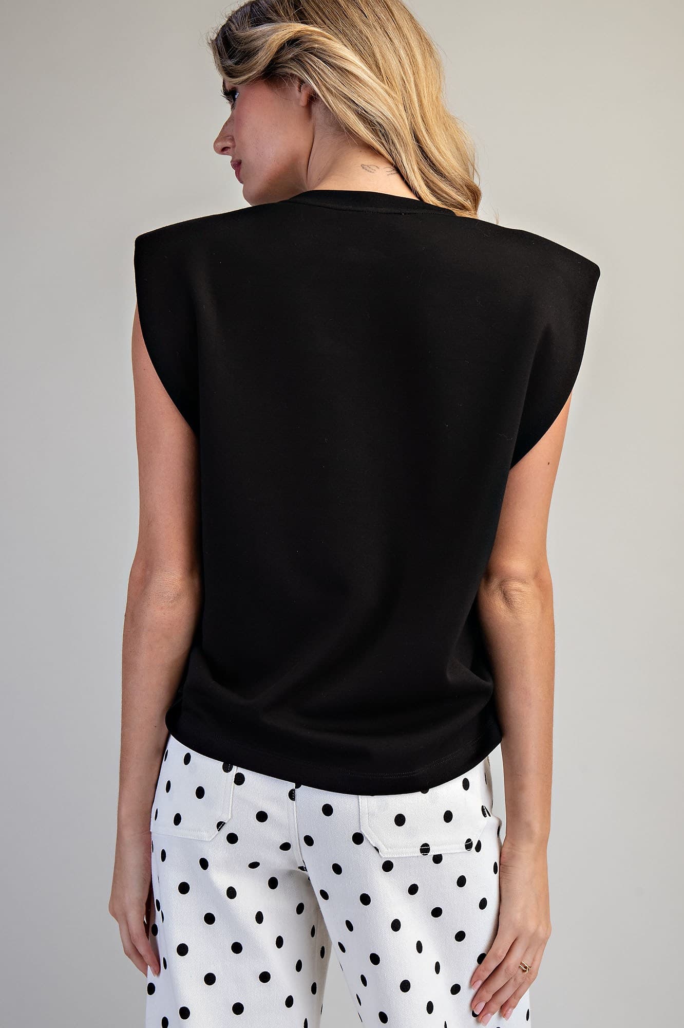 TK16121 - BLACK