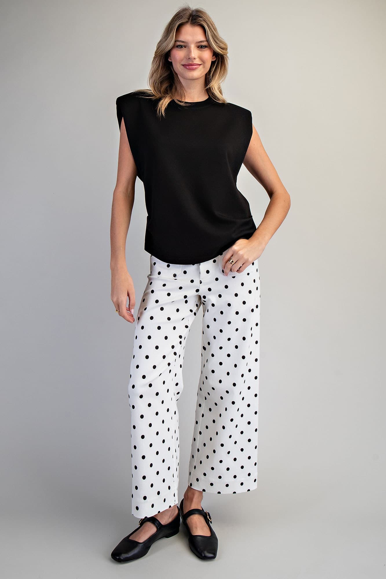 TK16121 - BLACK