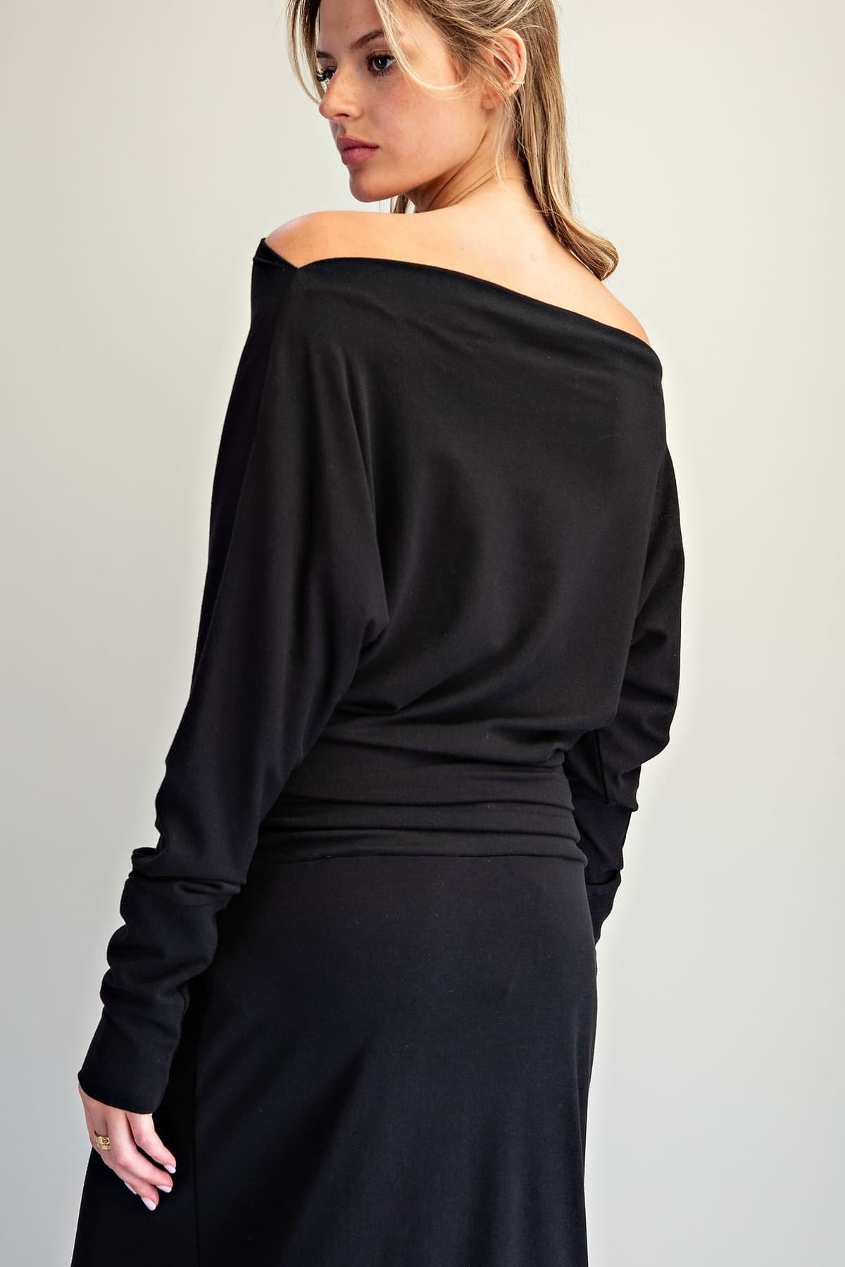 TK16250 - BLACK