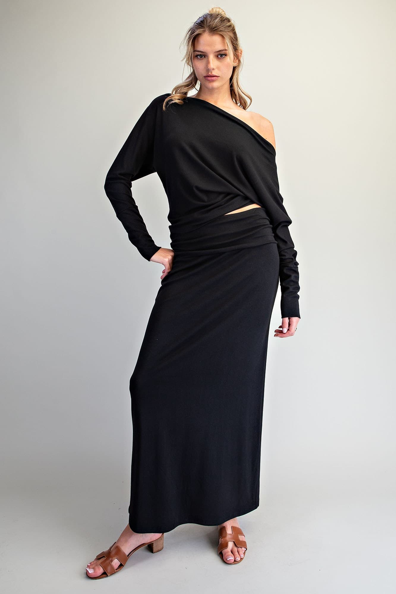 SKS16304 - BLACK