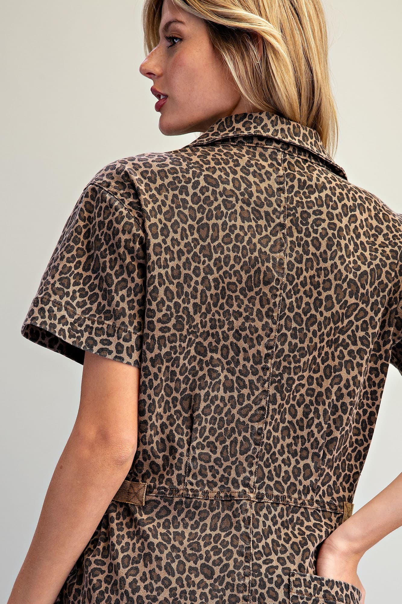 BK16150 - LEOPARD