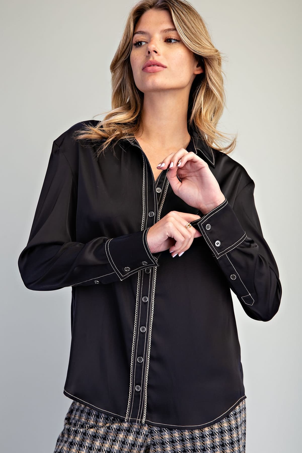 TH15839 - BLACK