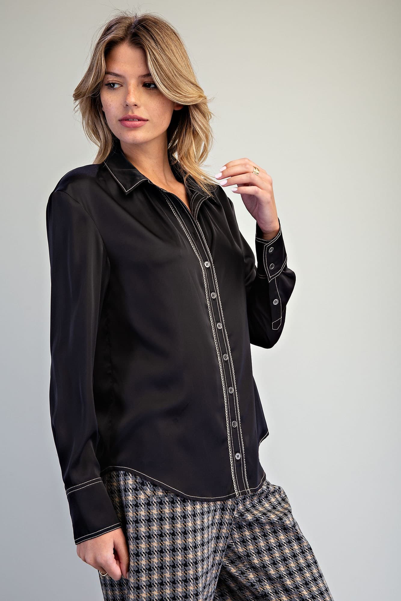 TH15839 - BLACK