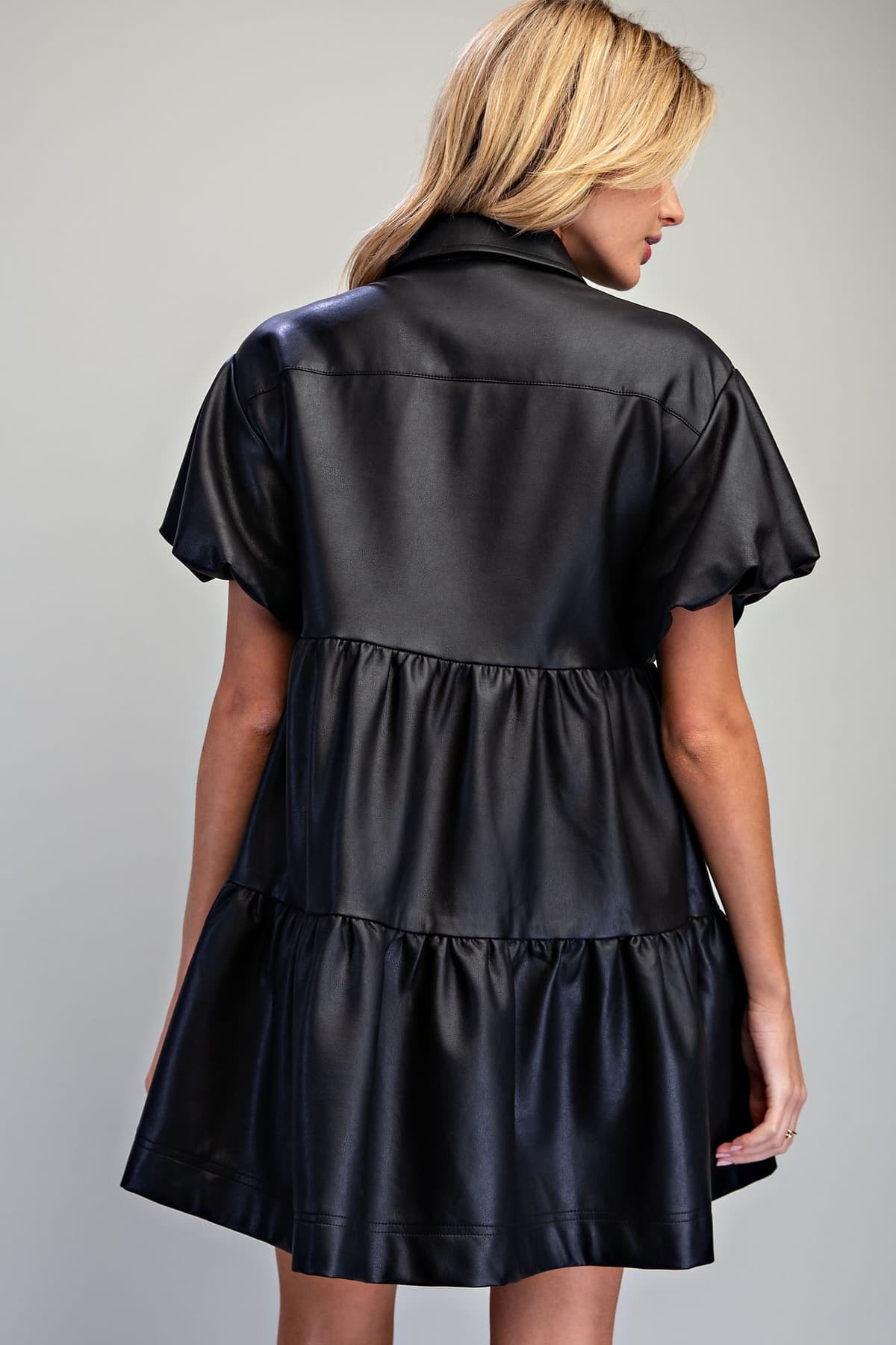 DK16068 - BLACK