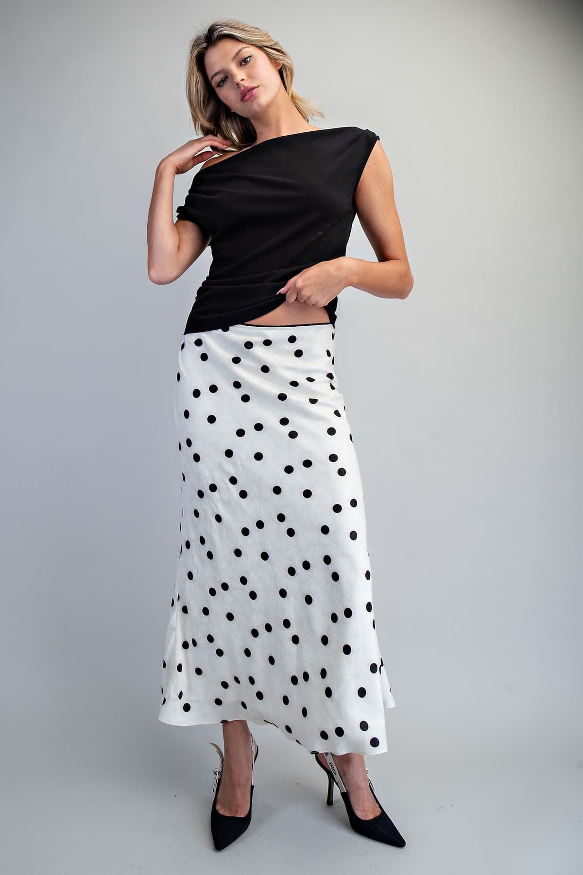 SHS15858 - CREAM