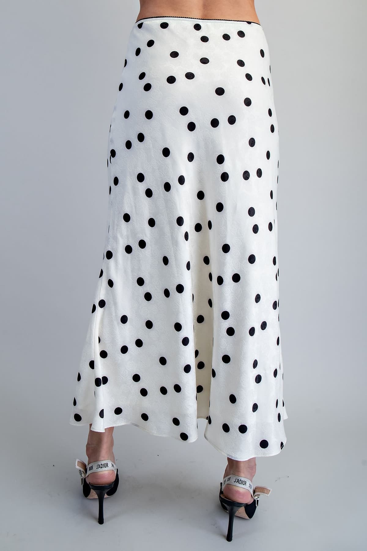 SHS15858 - CREAM