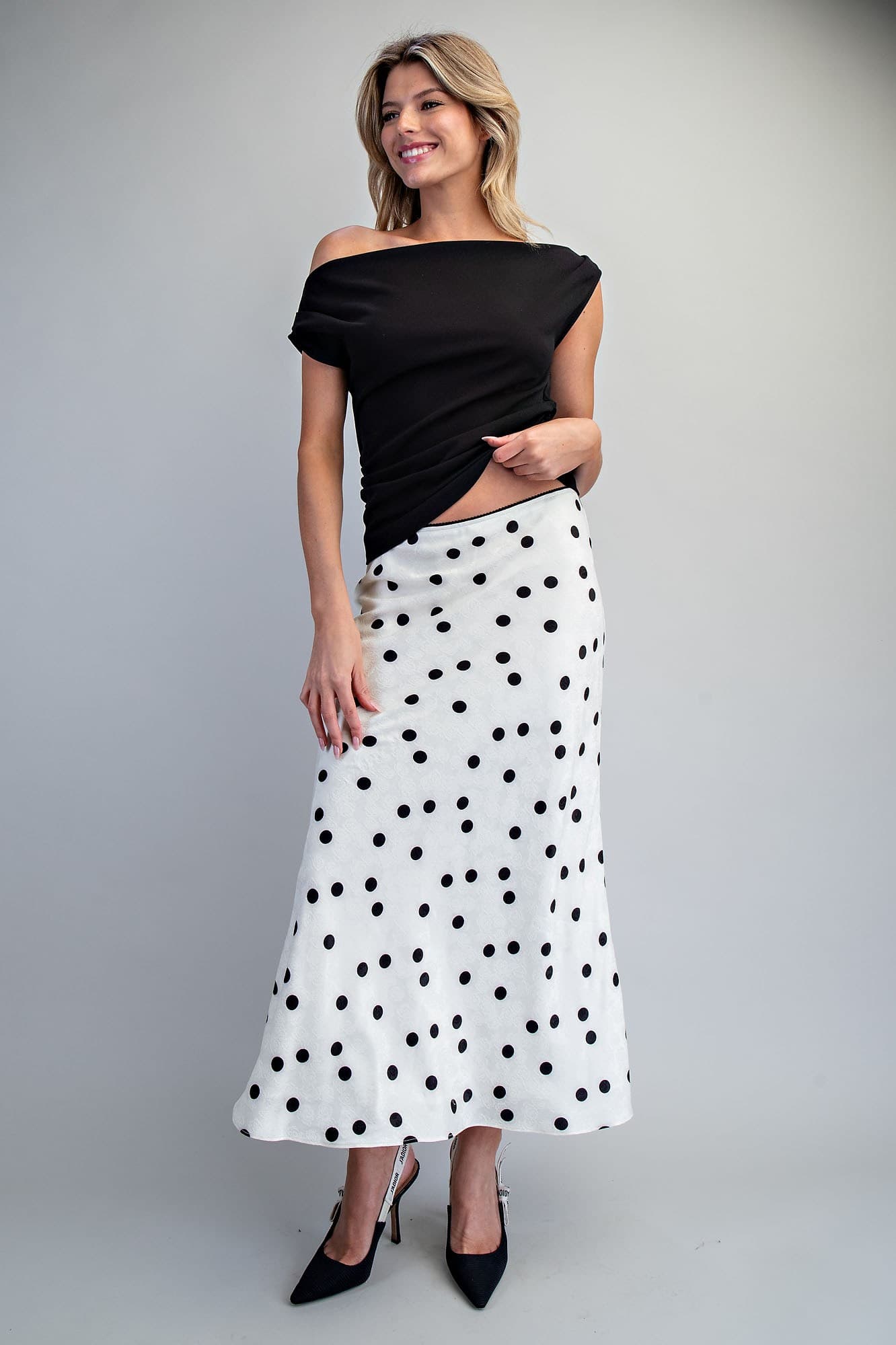 SHS15858 - CREAM