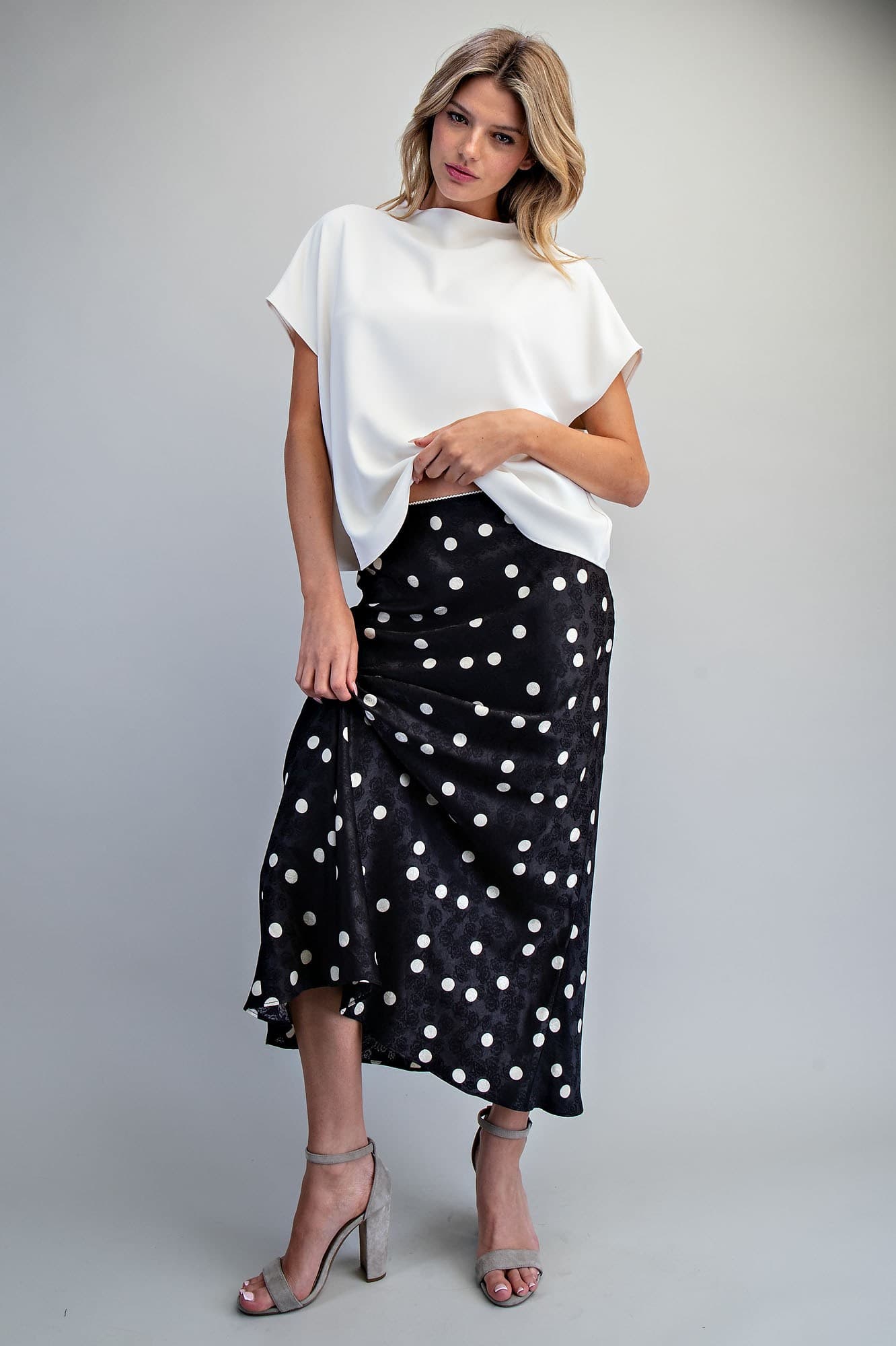 SHS15858 - BLACK