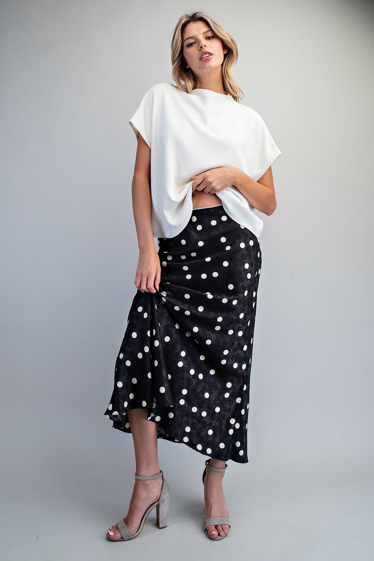 SHS15858 - BLACK