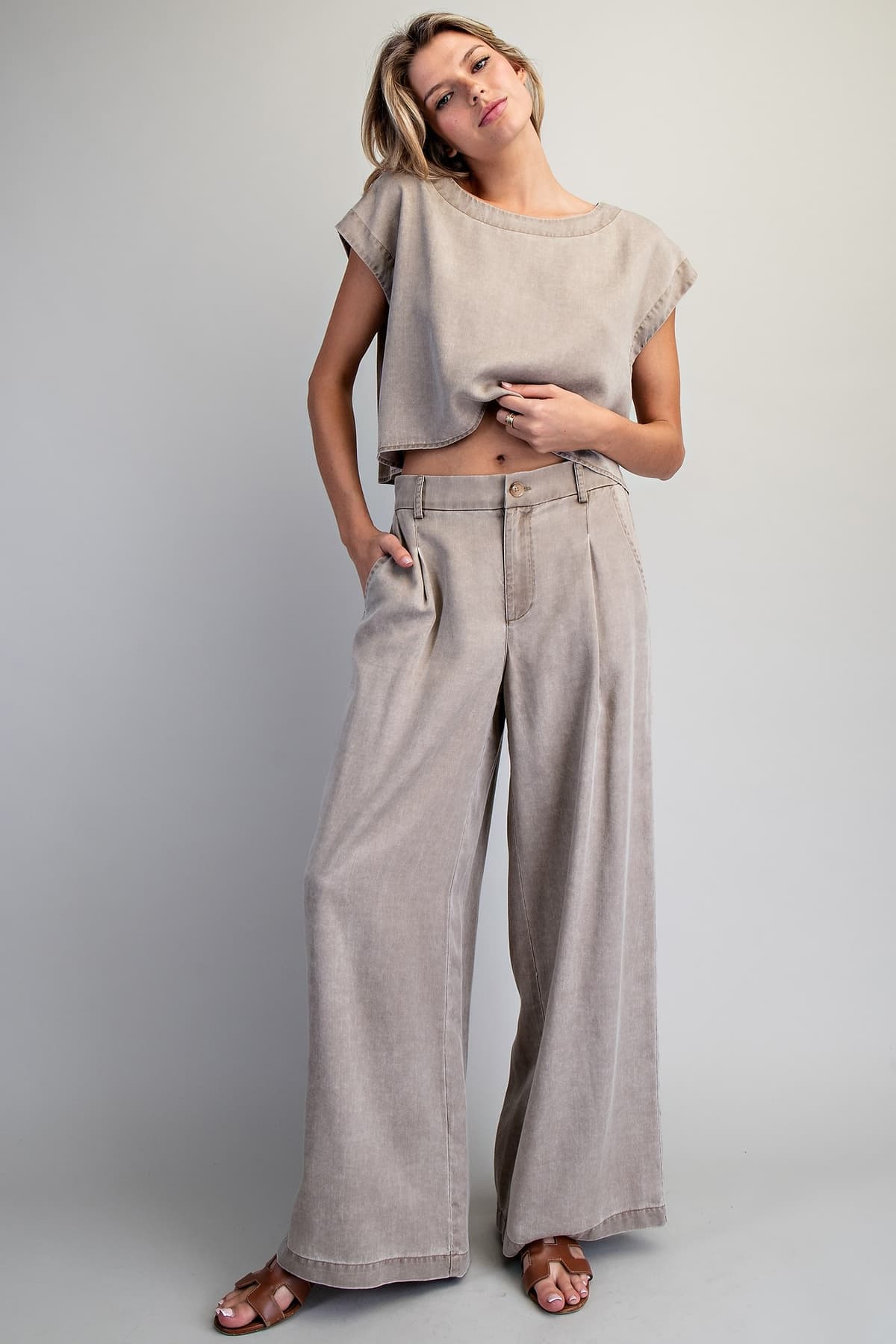 PK16064 - HAZELNUT