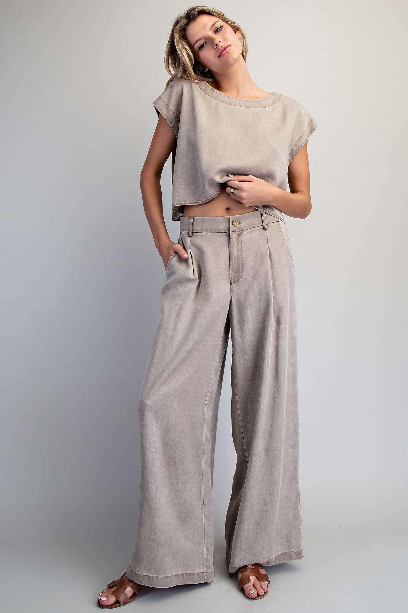 PK16064 - HAZELNUT