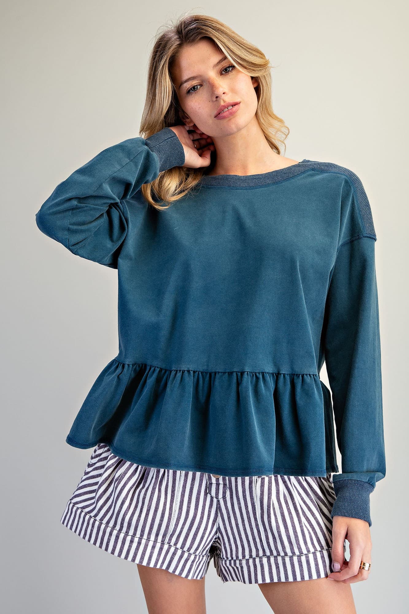TH15856 - TEAL
