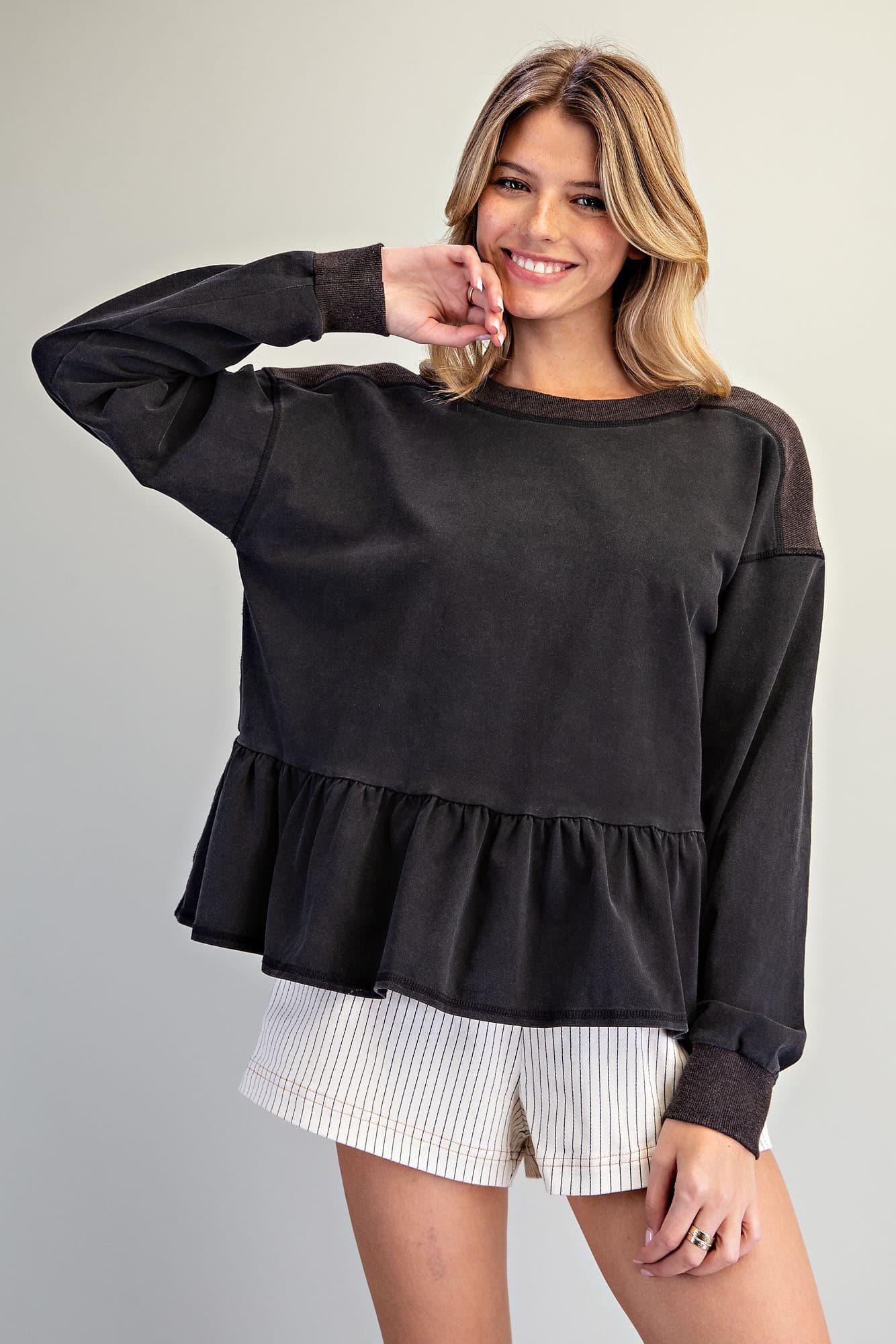 TH15856 - ASH BLACK