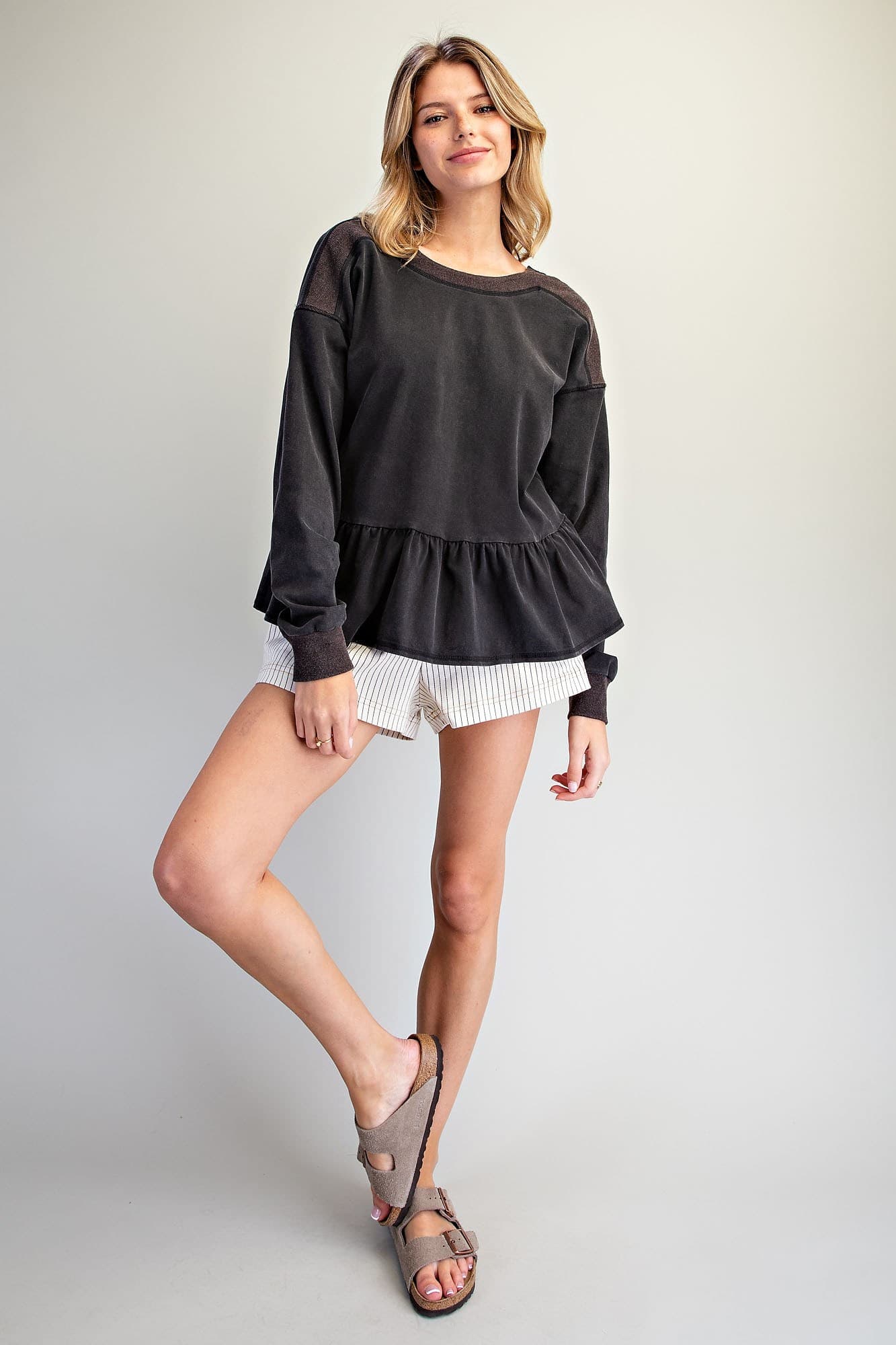 TH15856 - ASH BLACK