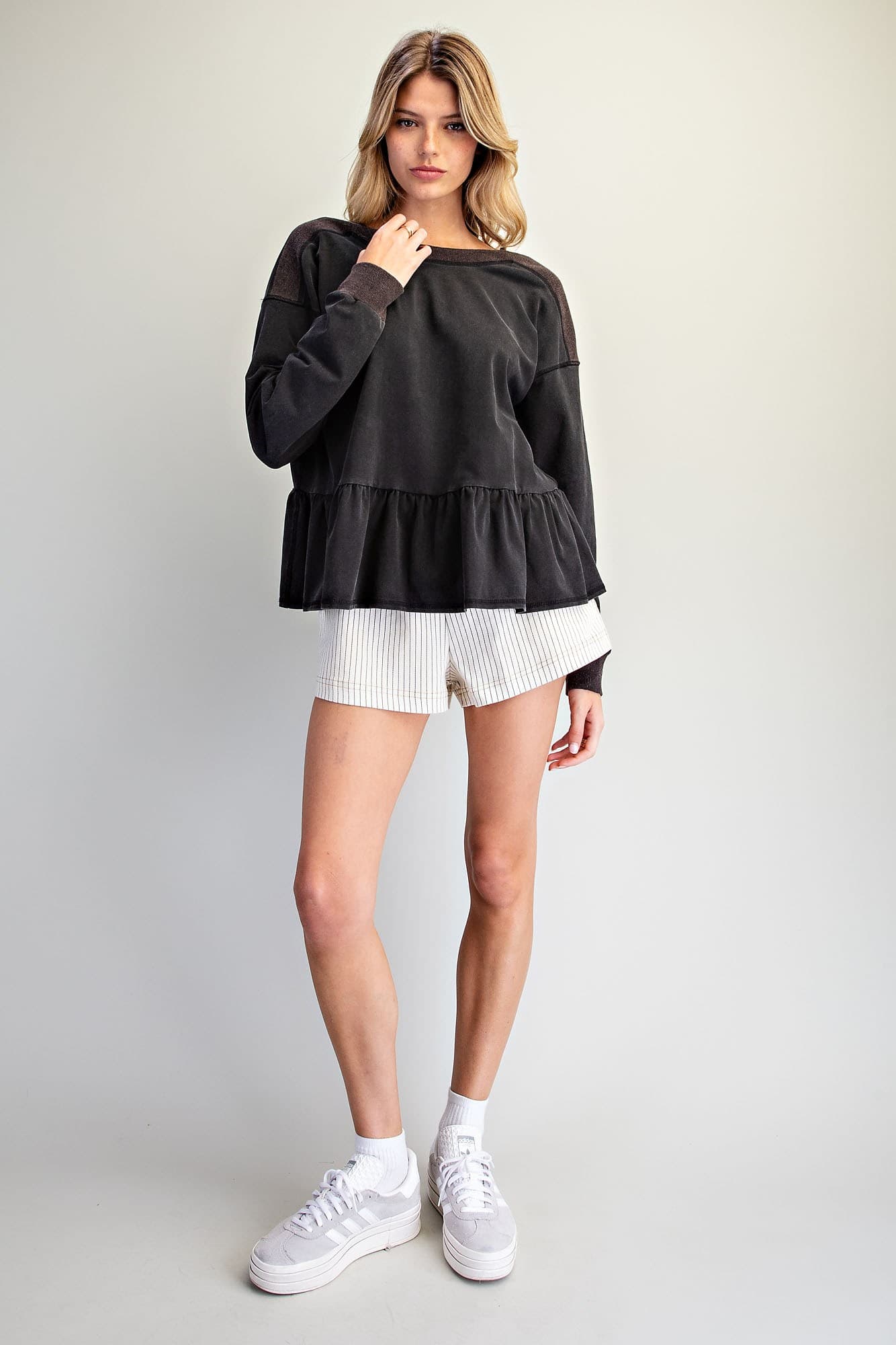 TH15856 - ASH BLACK