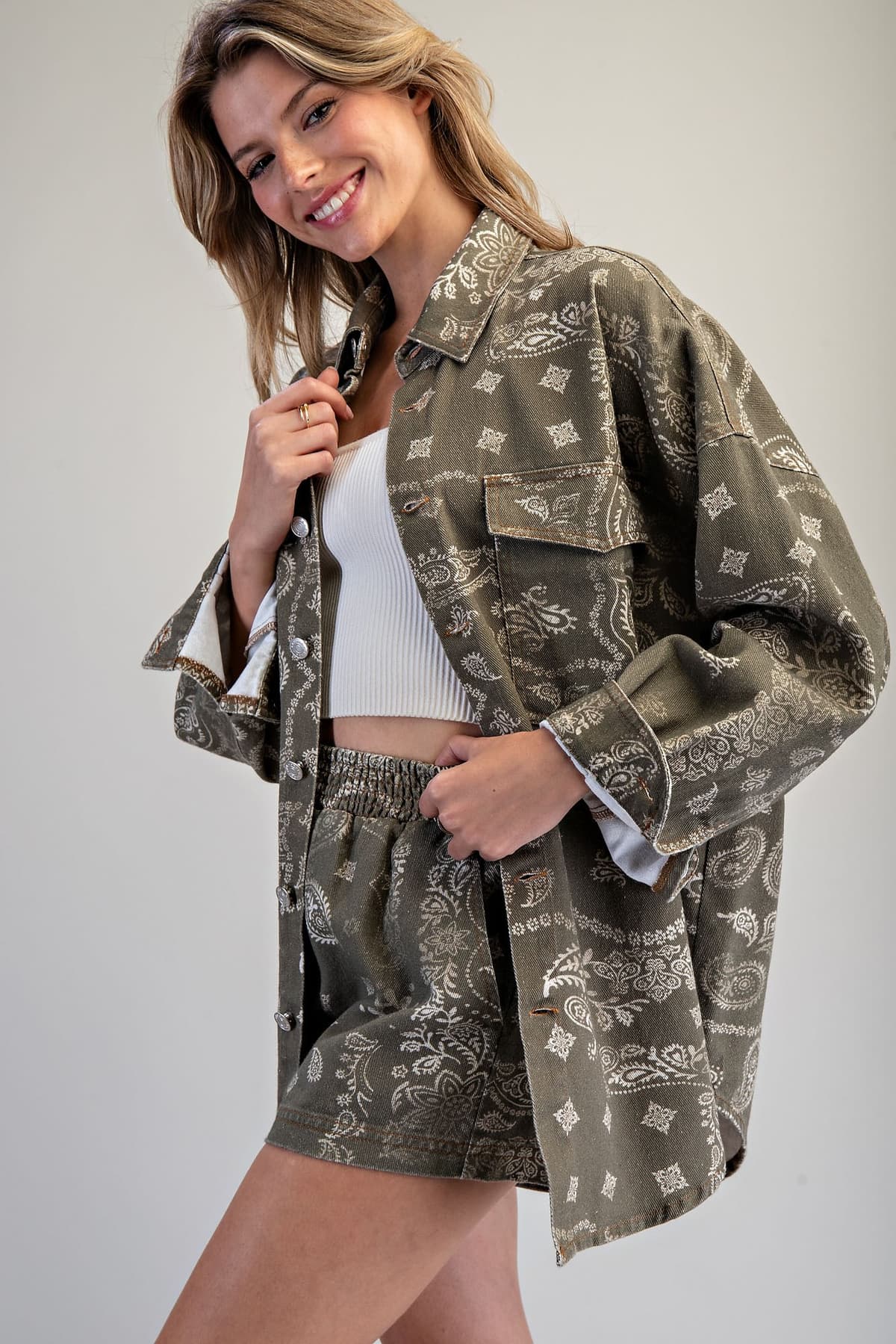 JK16171 - VINTAGE ARMY