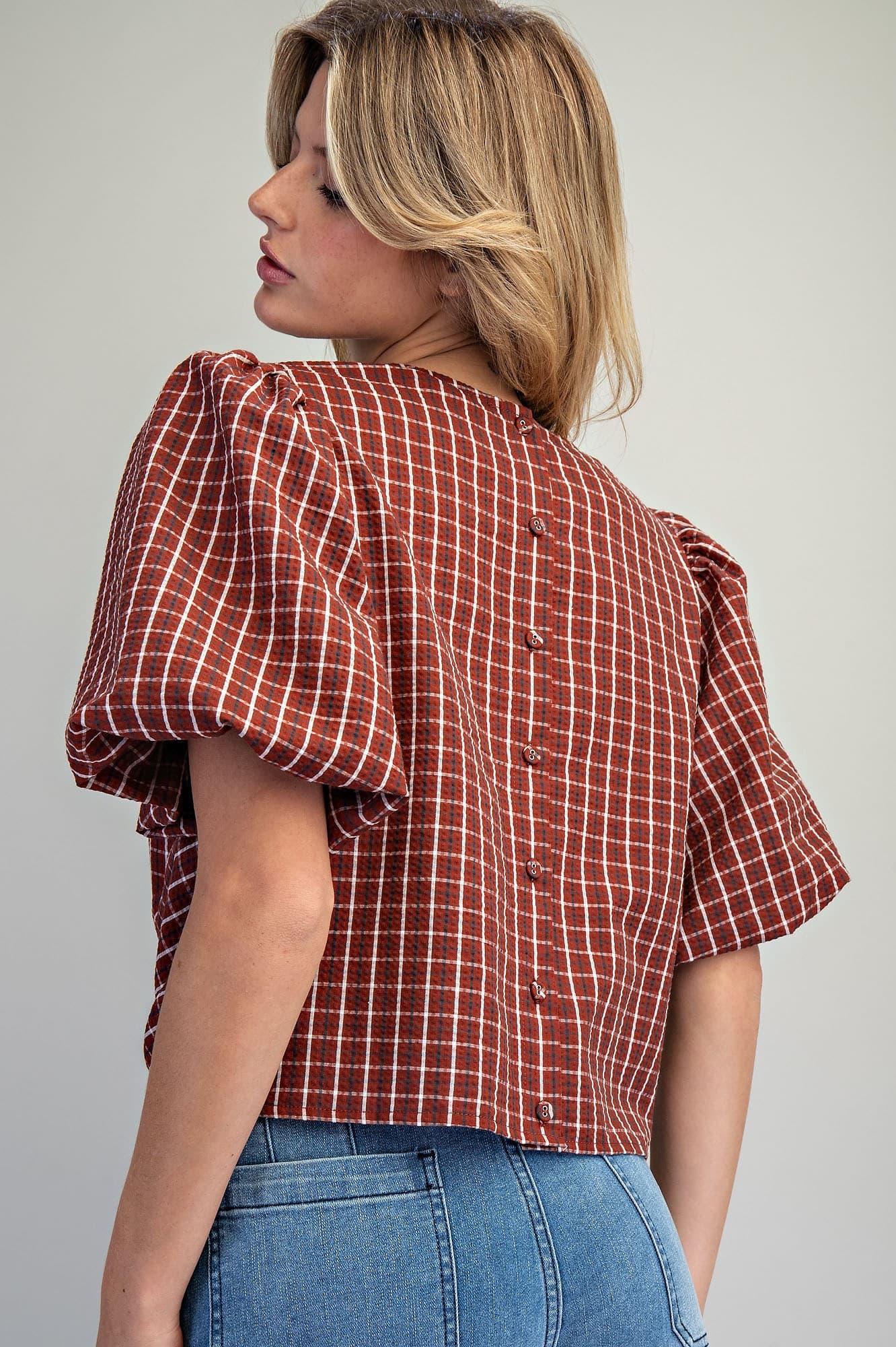 TK16407 - VINTAGE RED