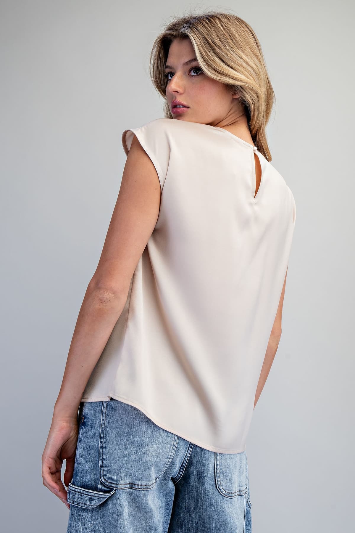 TK16393 - CHAMPAGNE