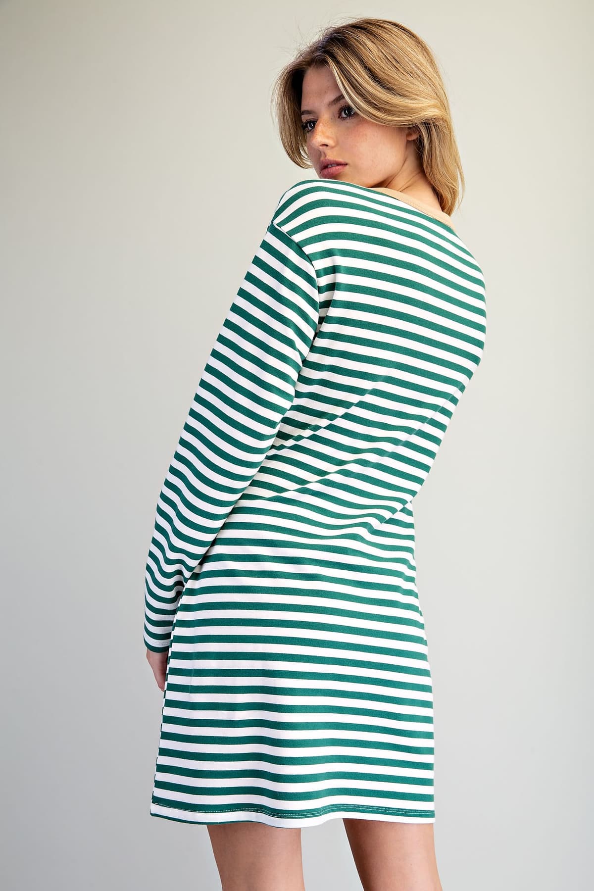 DH17032 - FOREST GREEN