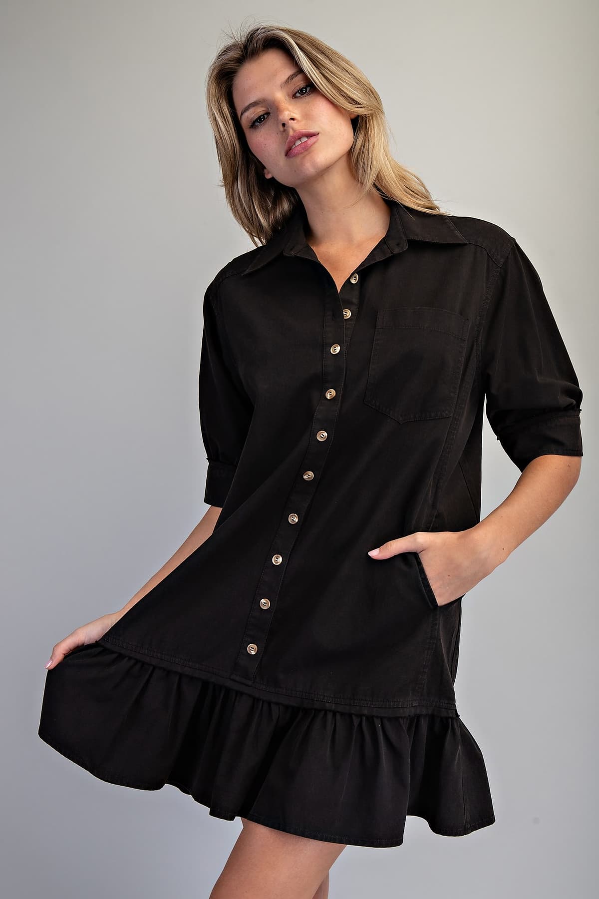 DH15980 - ASH BLACK