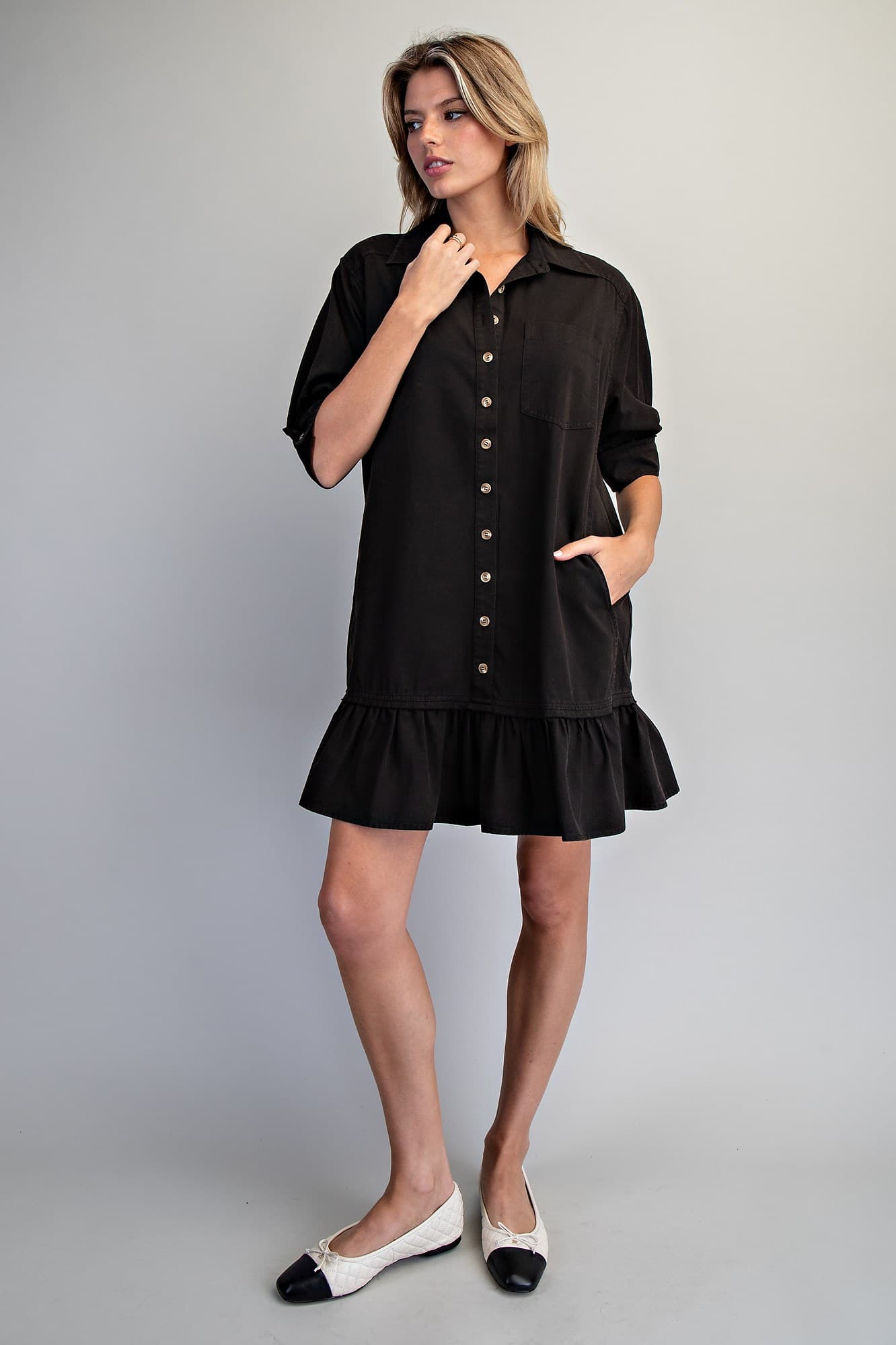 DH15980 - ASH BLACK